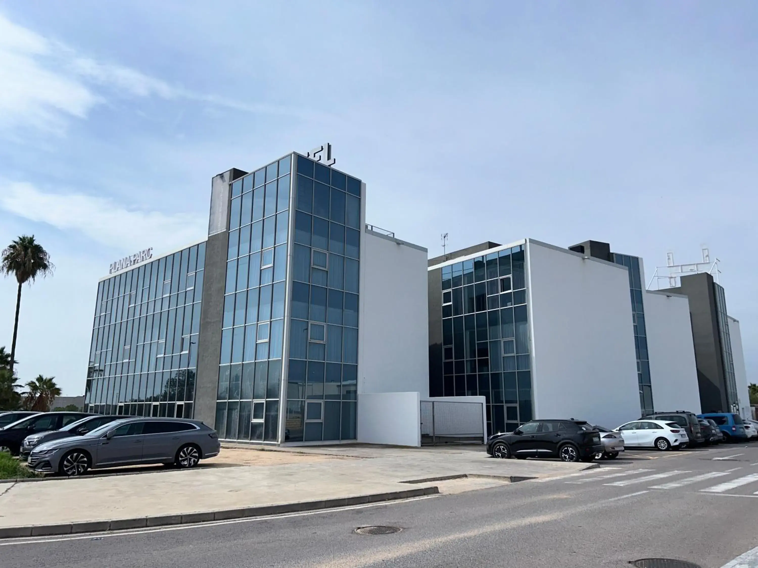 Facade/entrance in Hotel Sercotel Plana Parc Facade/entrance in Hotel Sercotel Plana Parc
