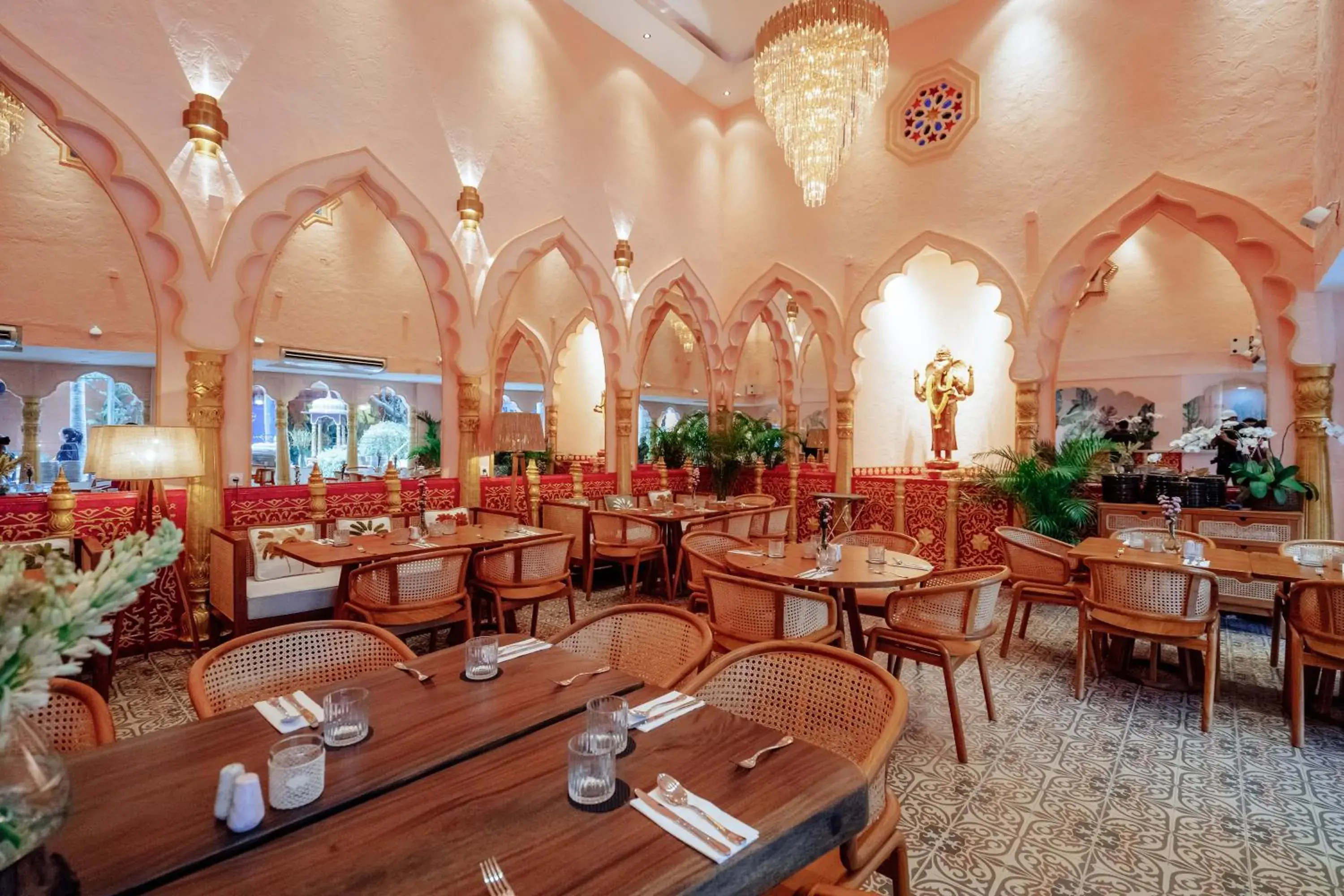 Restaurant/places to eat in Impiana Private Villas Seminyak Restaurant/places to eat in Impiana Private Villas Seminyak