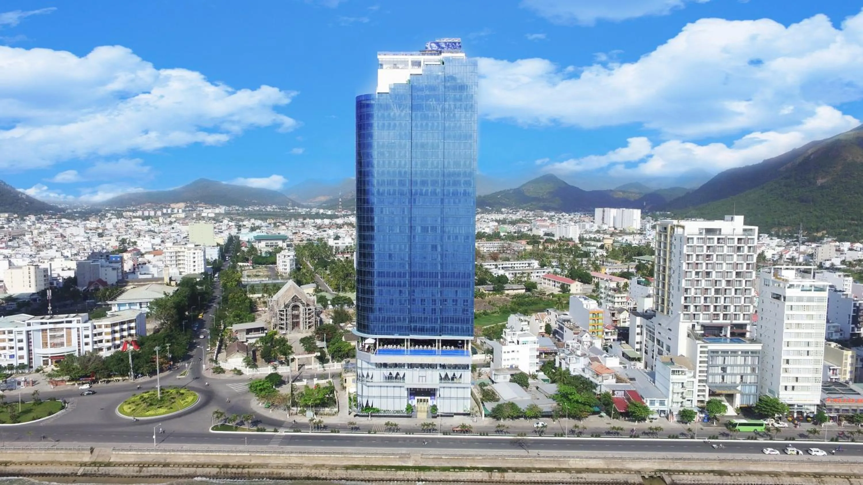 Property building in Nha Trang Horizon Hotel