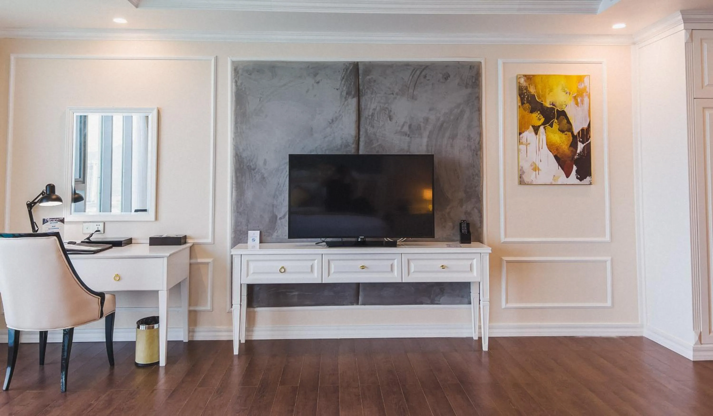 TV and multimedia in Nha Trang Horizon Hotel