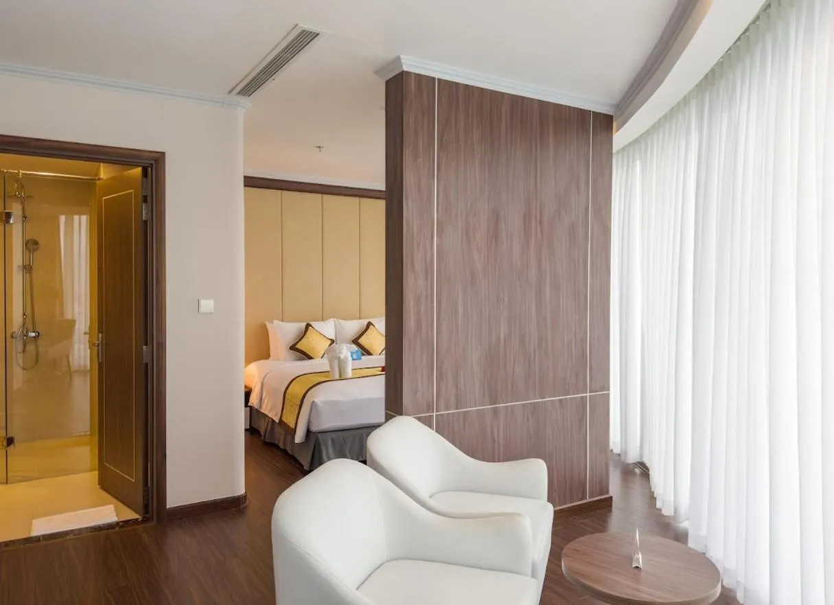 Bedroom, Bed in Nha Trang Horizon Hotel