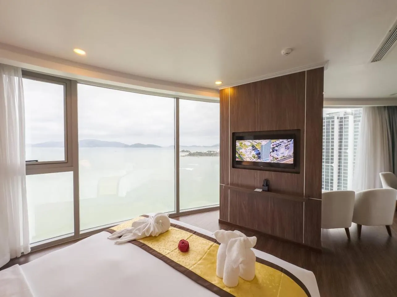 Bed in Nha Trang Horizon Hotel