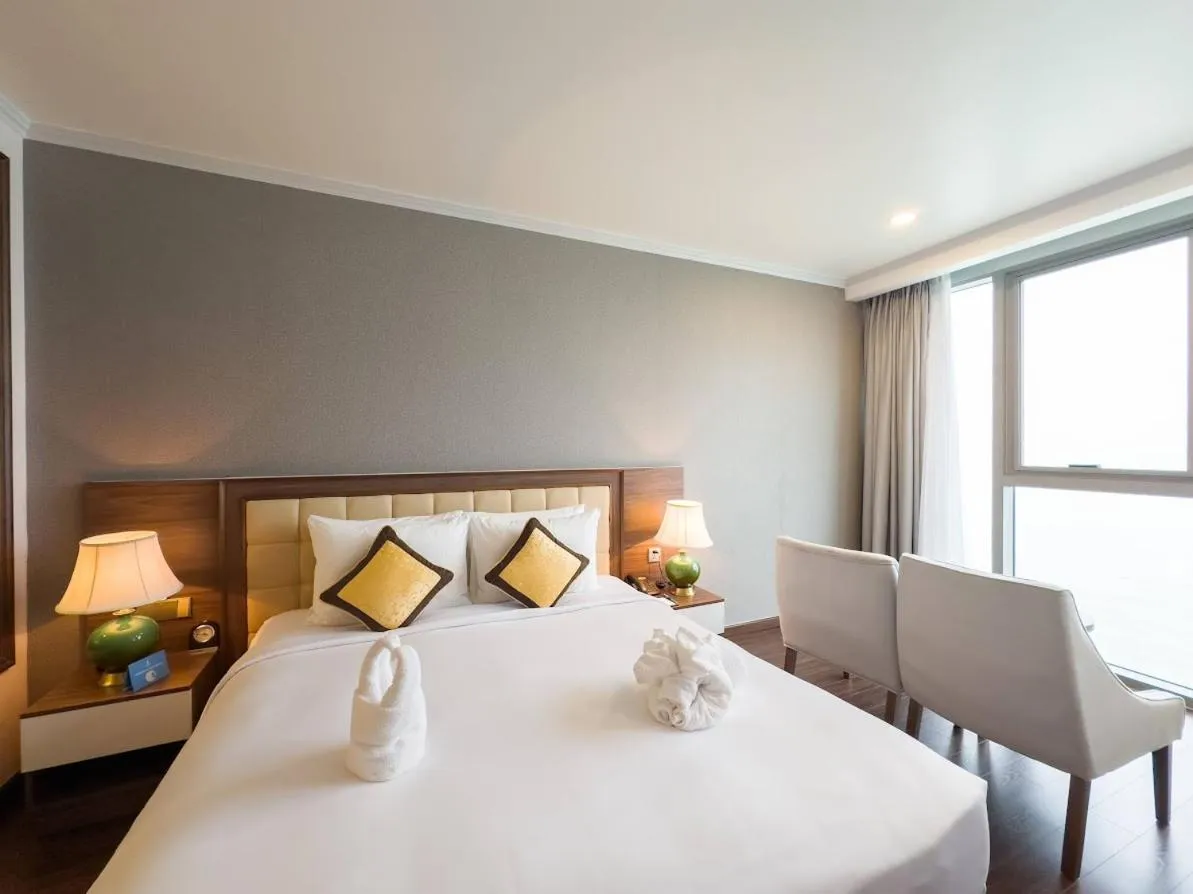 Bed in Nha Trang Horizon Hotel