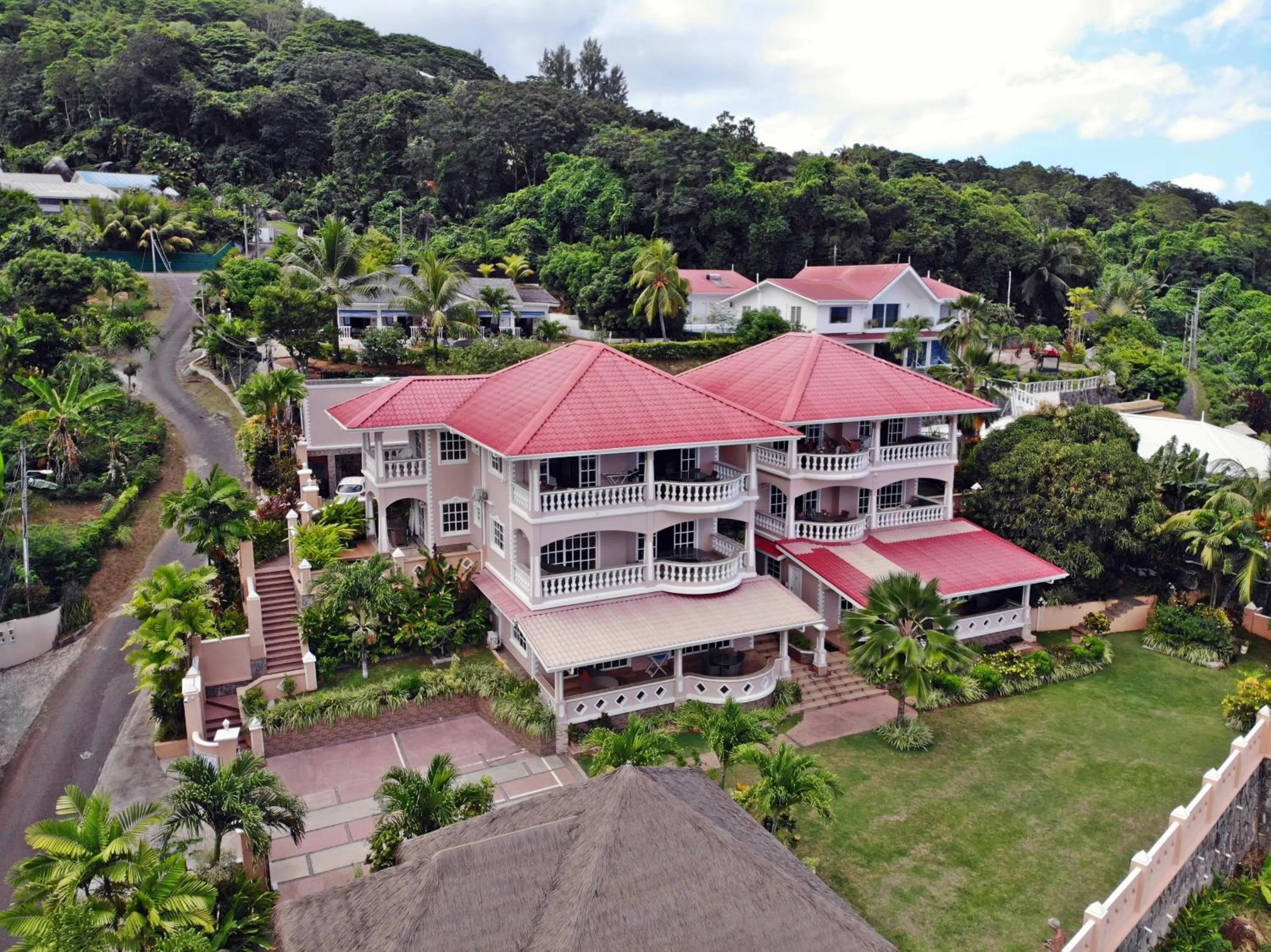Property building in Au Fond De Mer View