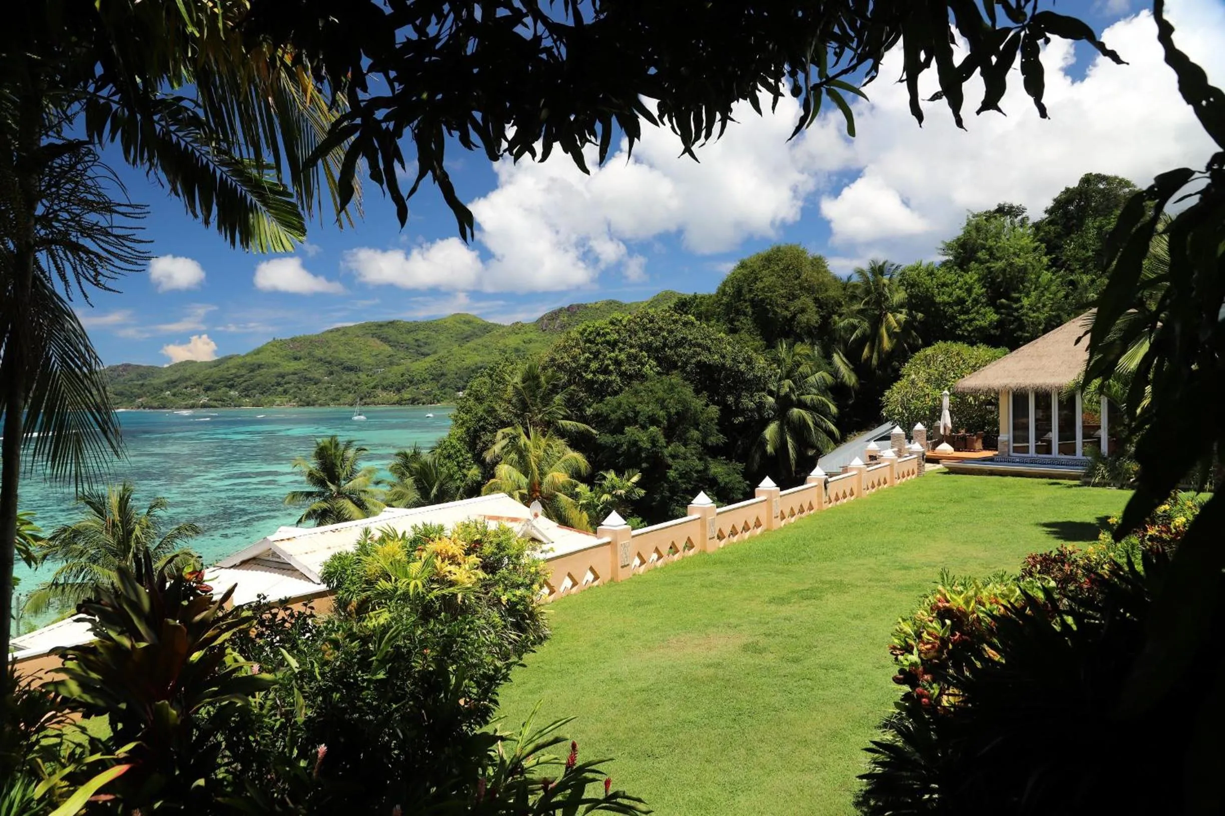 Garden in Au Fond De Mer View