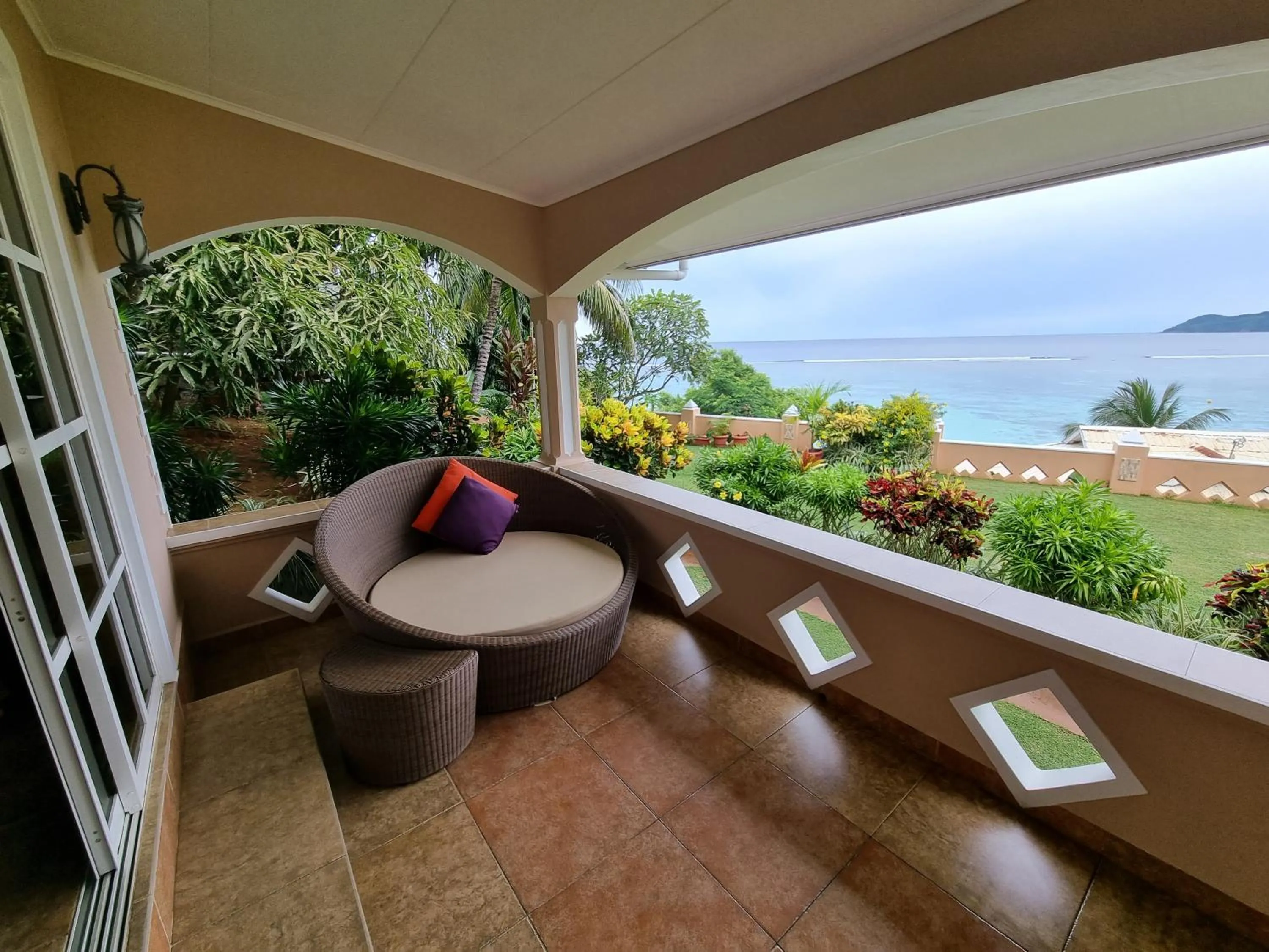 Balcony/Terrace in Au Fond De Mer View
