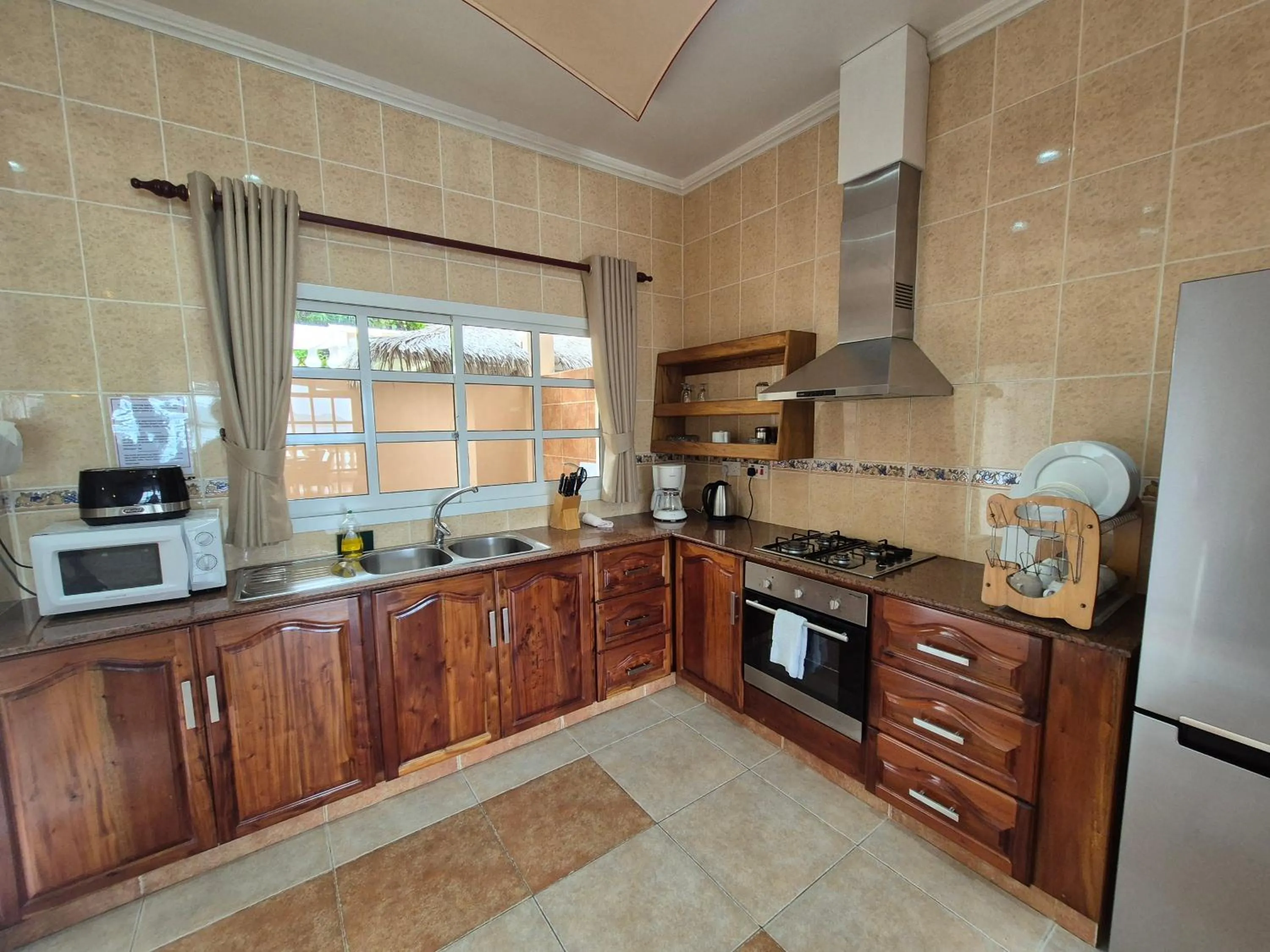 Kitchen or kitchenette in Au Fond De Mer View