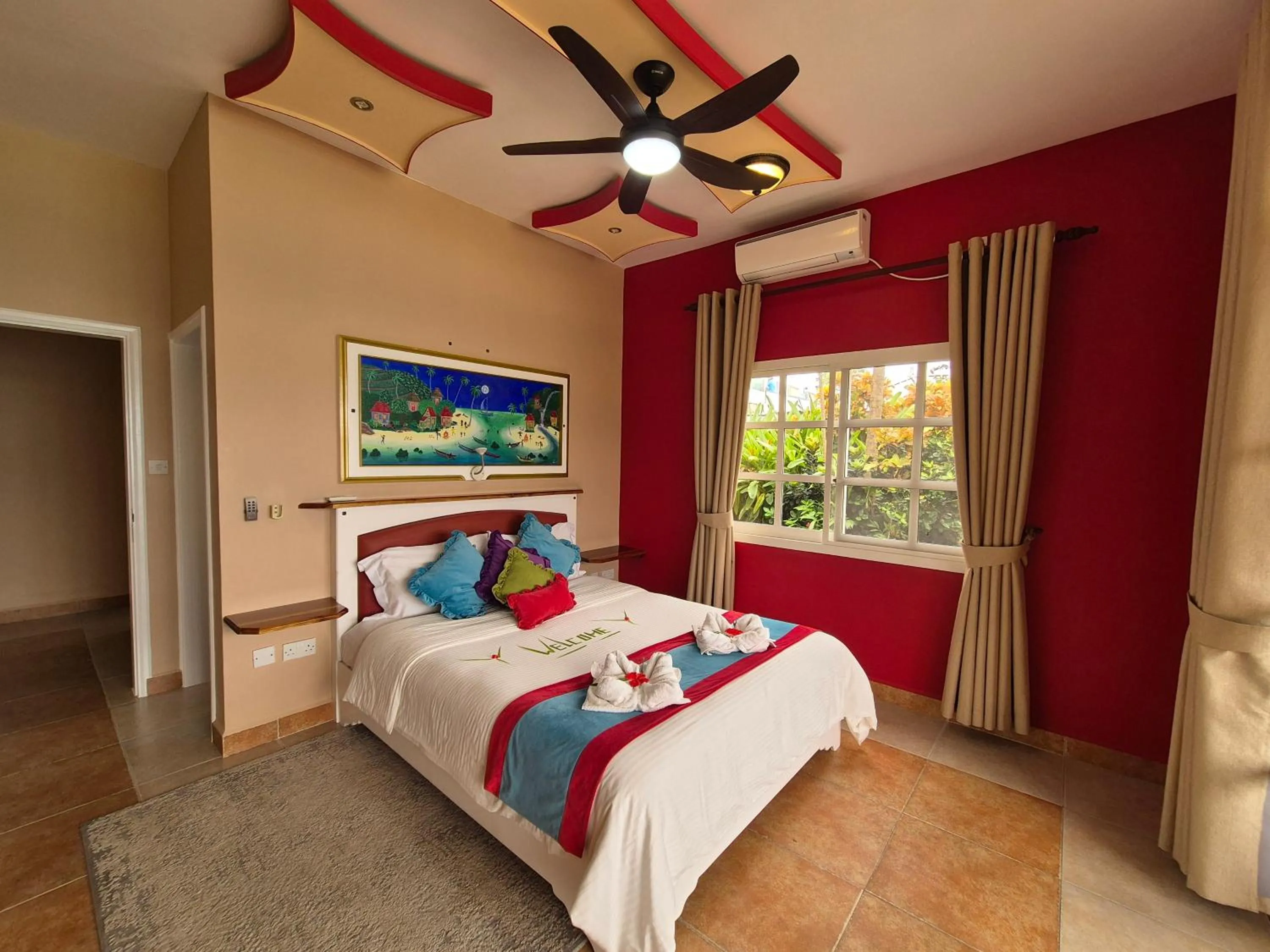Bedroom, Bed in Au Fond De Mer View