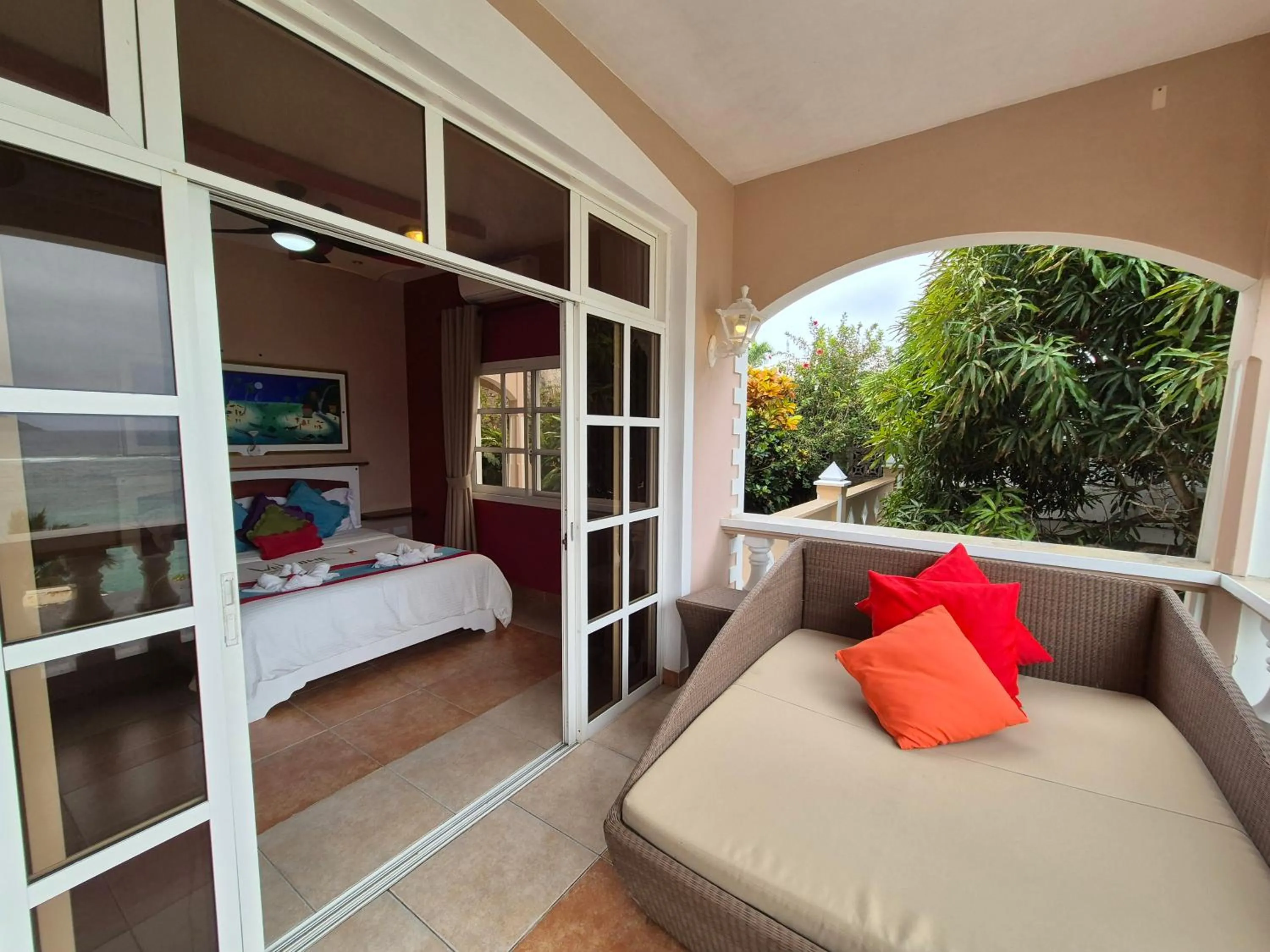Balcony/Terrace, Bed in Au Fond De Mer View