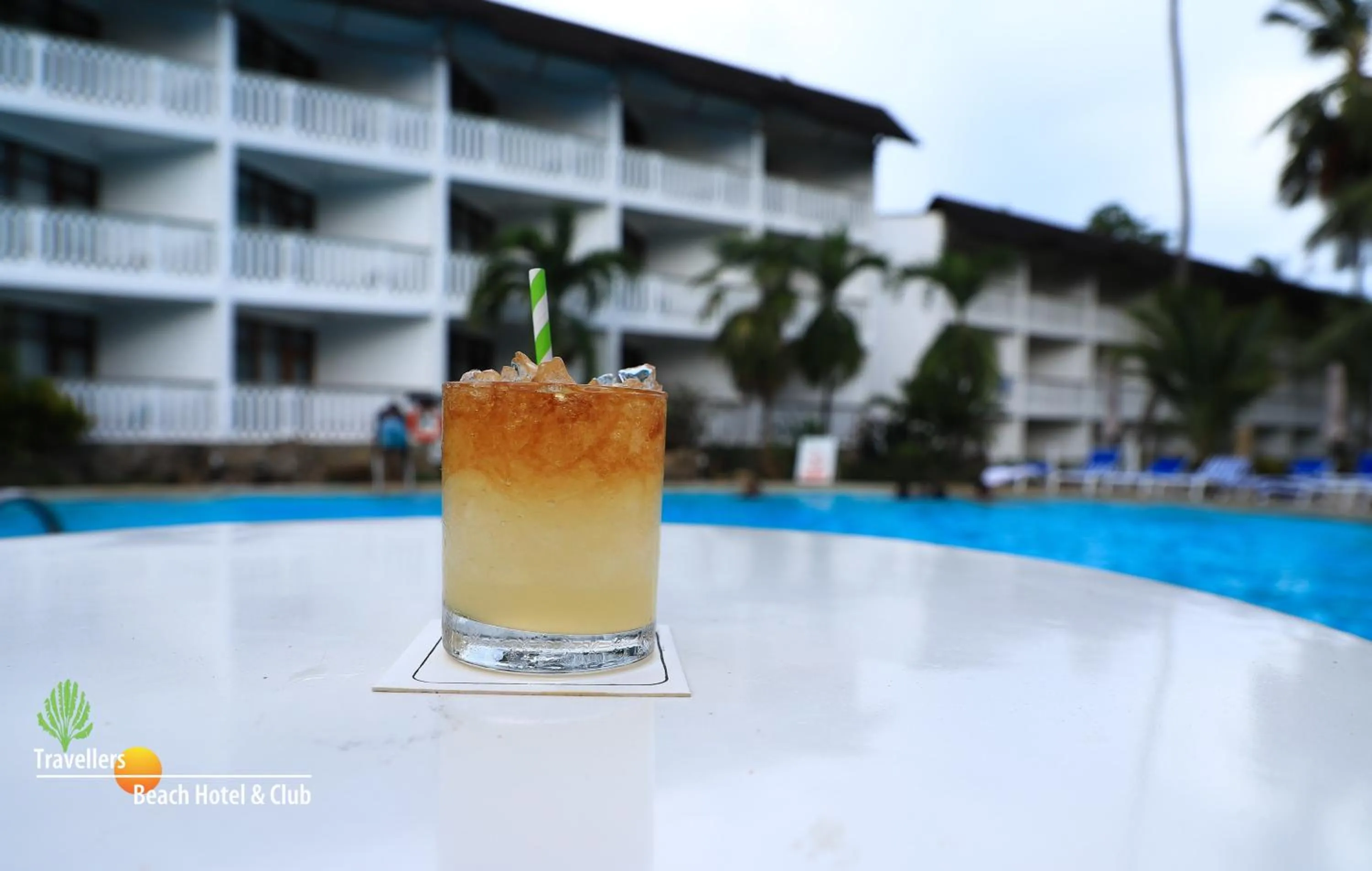 Drinks in Travellers Beach Hotel & SPA