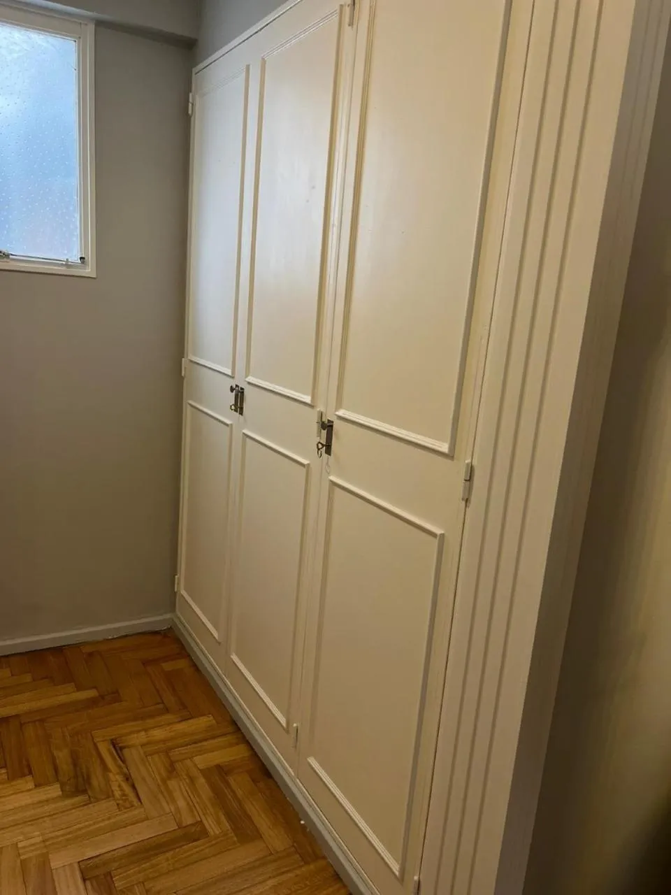 wardrobe in Soho Rentals