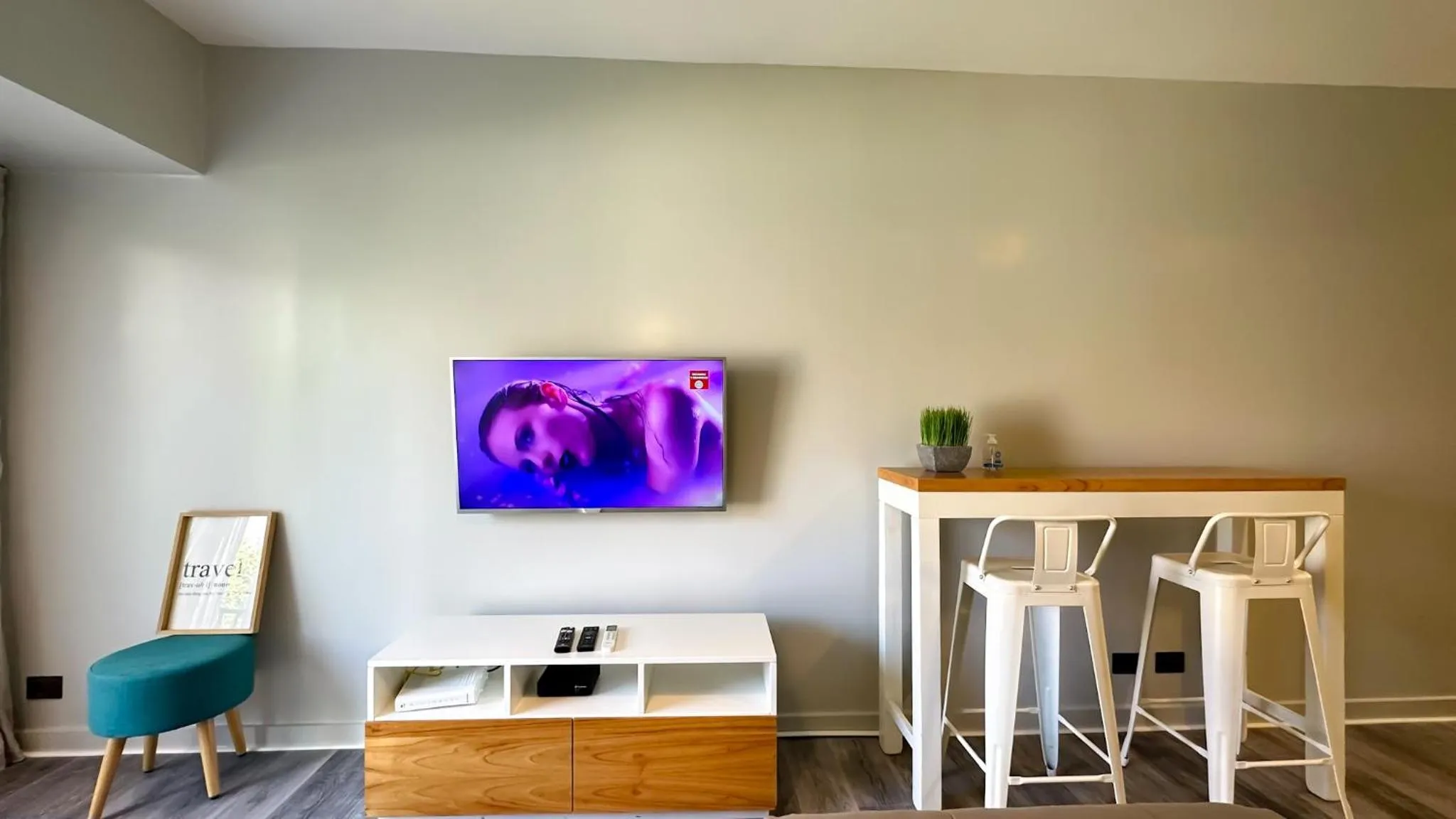 TV and multimedia in Soho Rentals