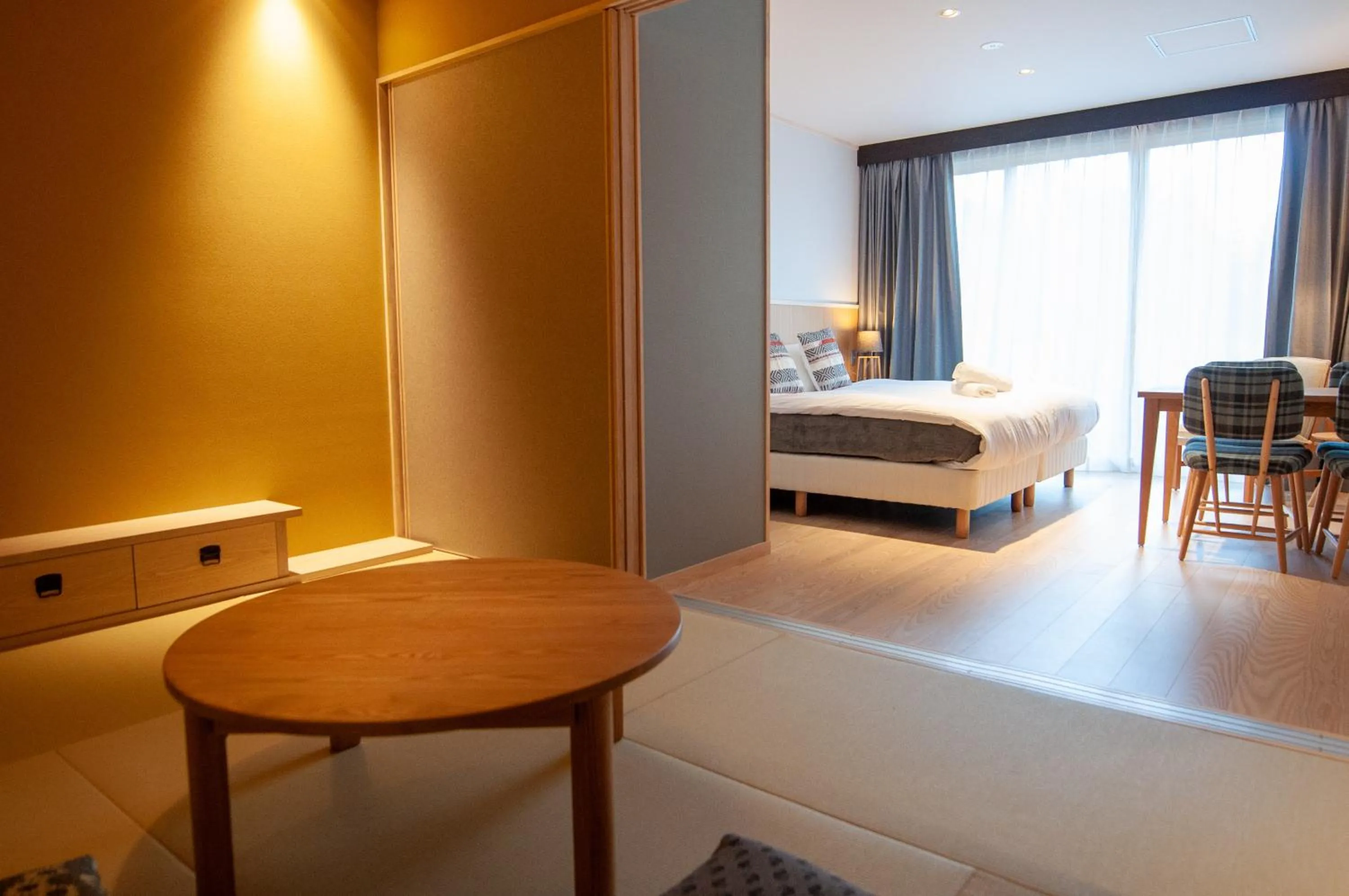 Bed in Wadano Gateway Suites & Apartments