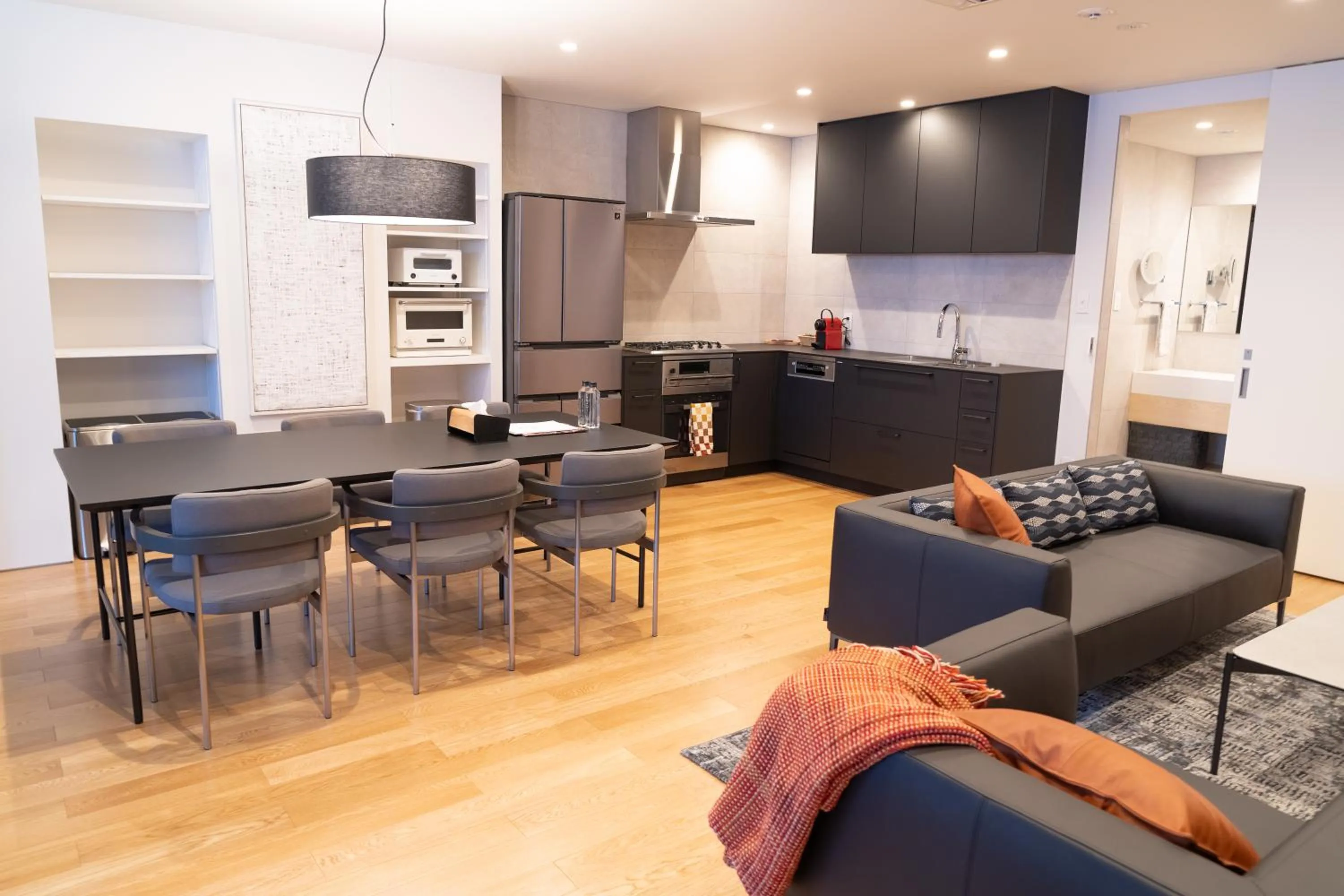 Kitchen or kitchenette in Wadano Gateway Suites & Apartments