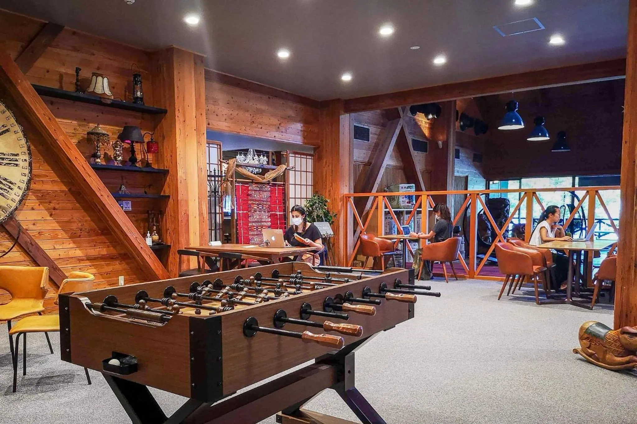 Communal lounge/ TV room in Wadano Gateway Suites & Apartments