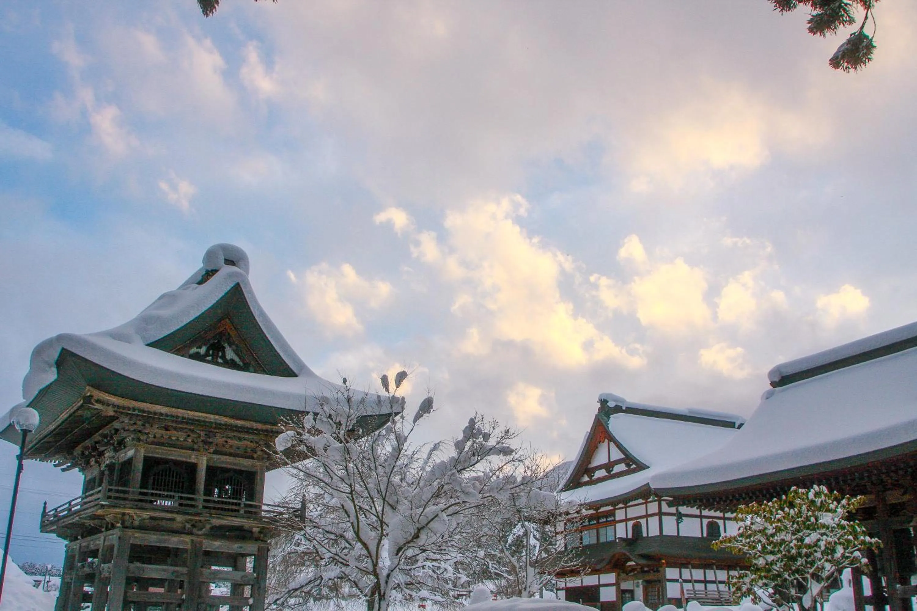 Wadano Gateway Suites & Apartments