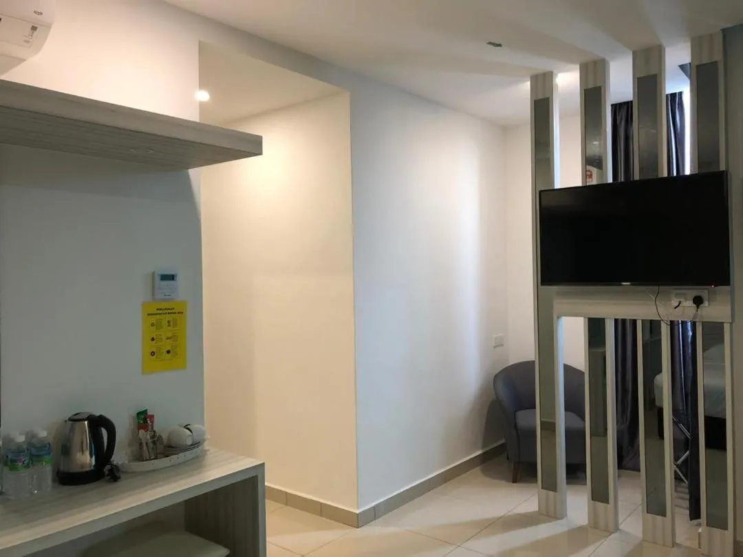 TV and multimedia in KU-3 HOTEL