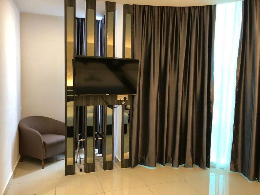 TV and multimedia in KU-3 HOTEL