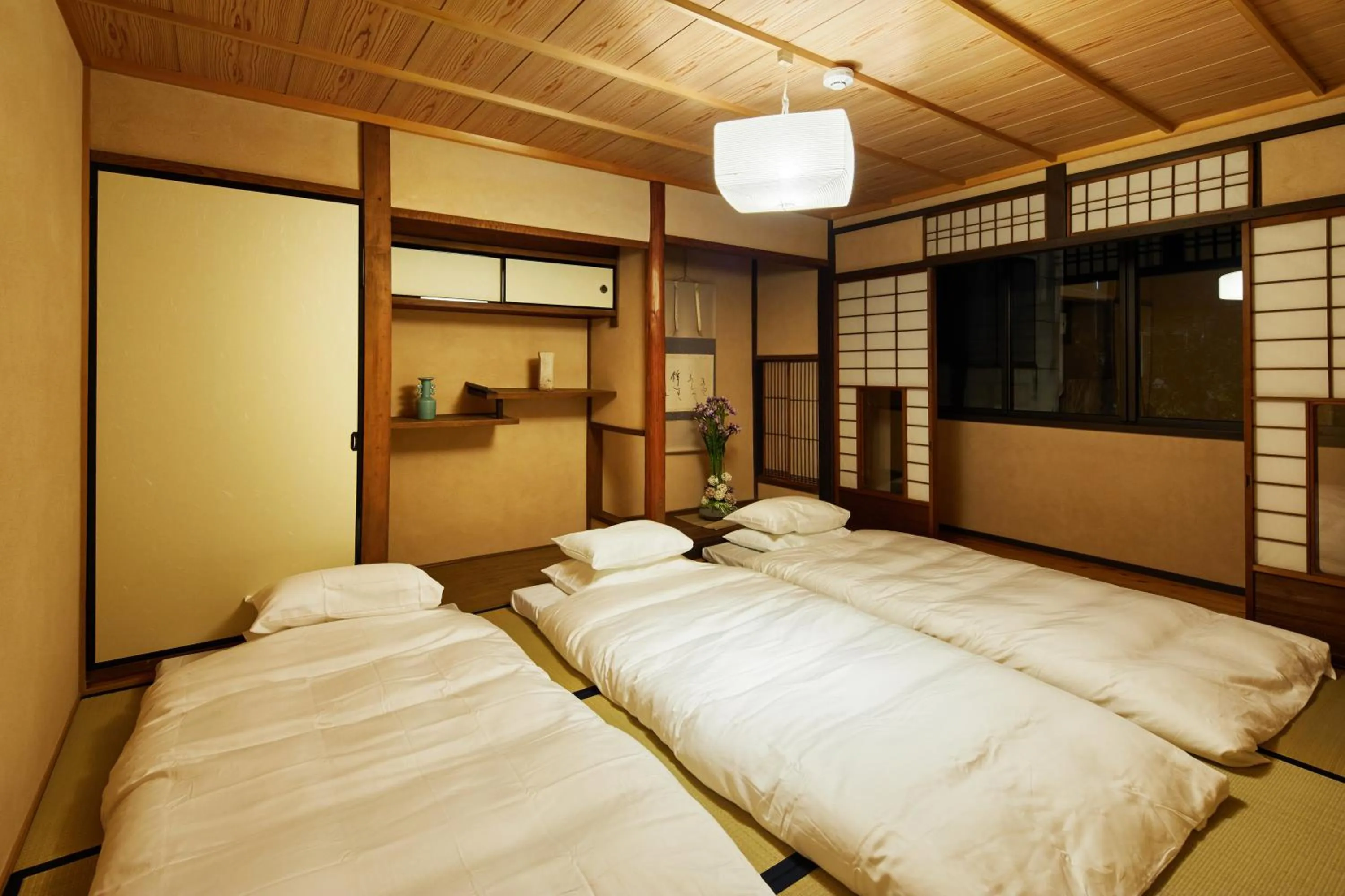 Bedroom, Bed in Miro Shijo Kawaramachi Tei