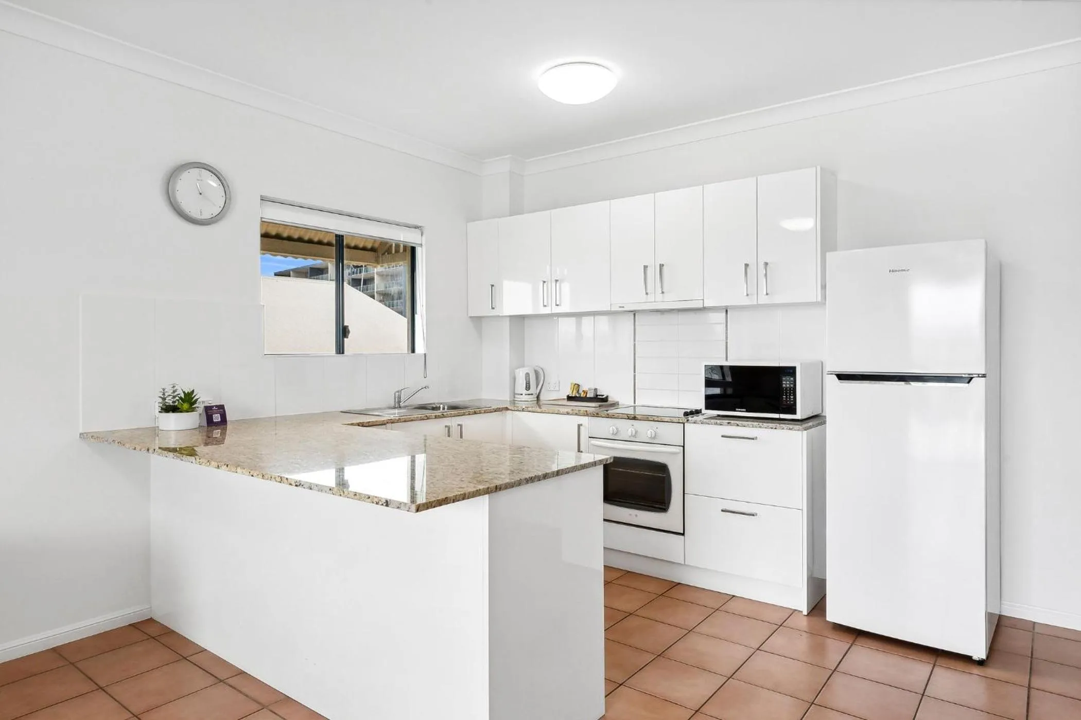 Kitchen or kitchenette in Park Regis Anchorage