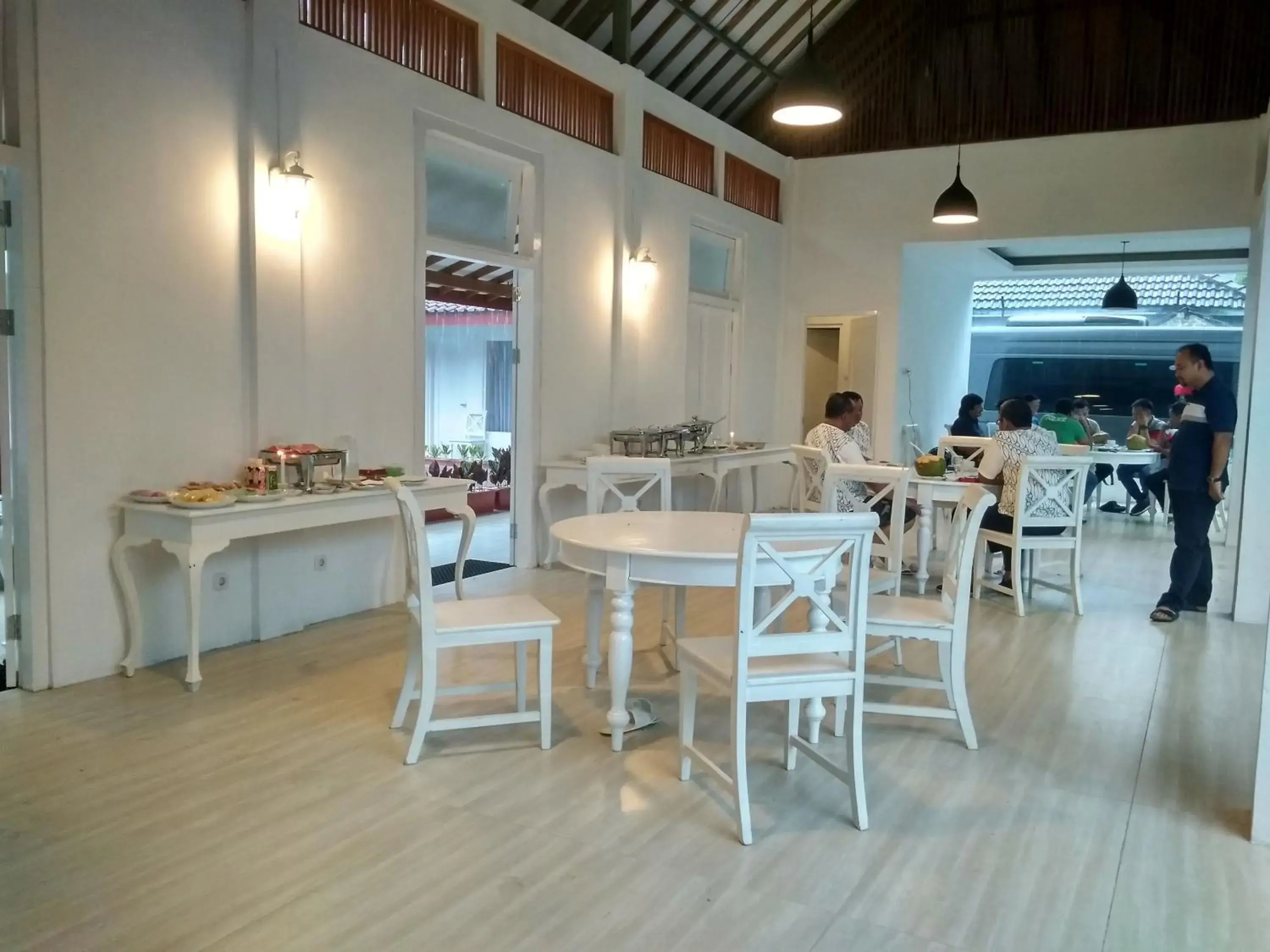 Restaurant/places to eat in Sinom Borobudur Heritage Hotel Restaurant/places to eat in Sinom Borobudur Heritage Hotel