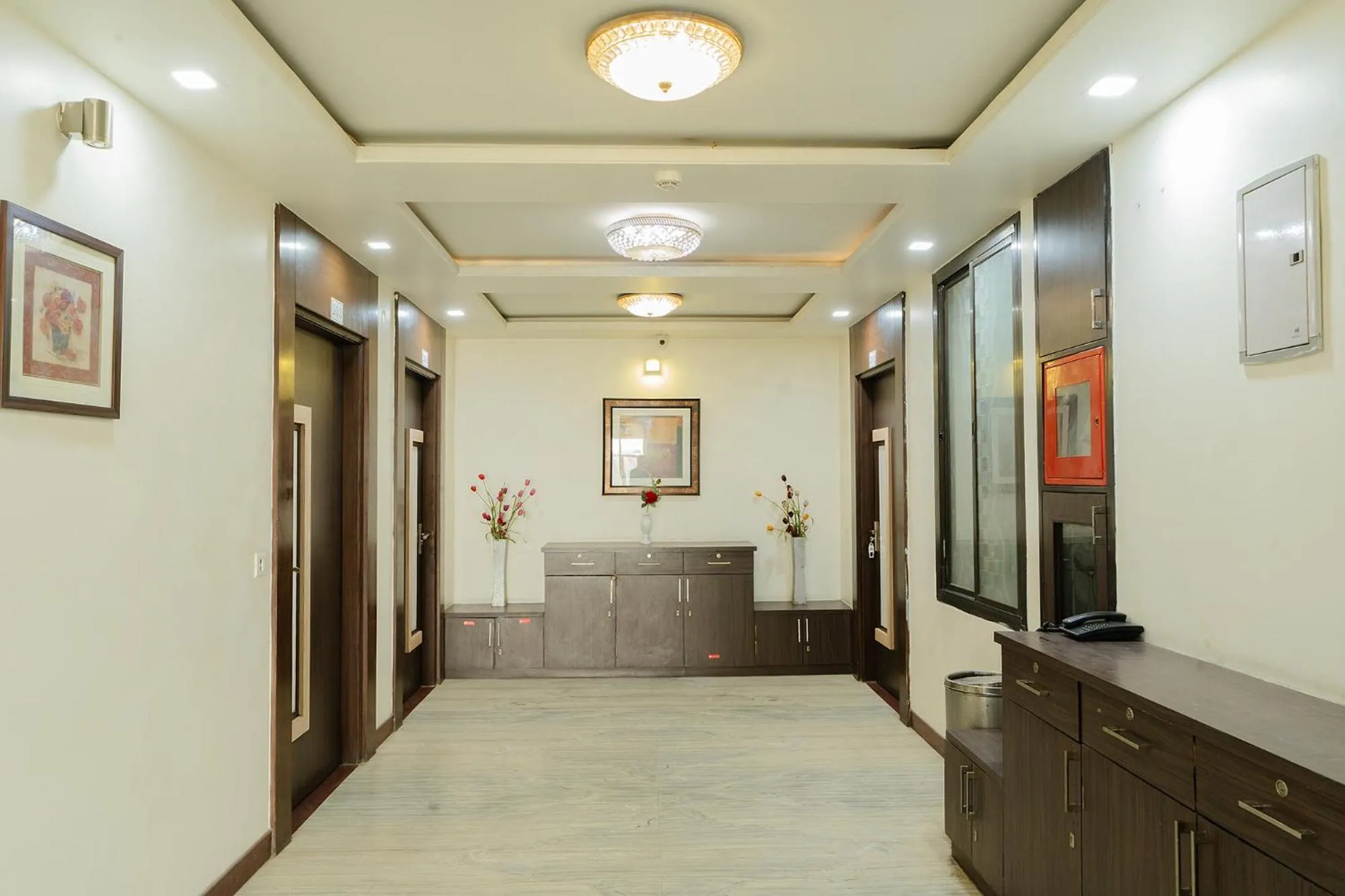 Lobby or reception in FabHotel Signature Inn