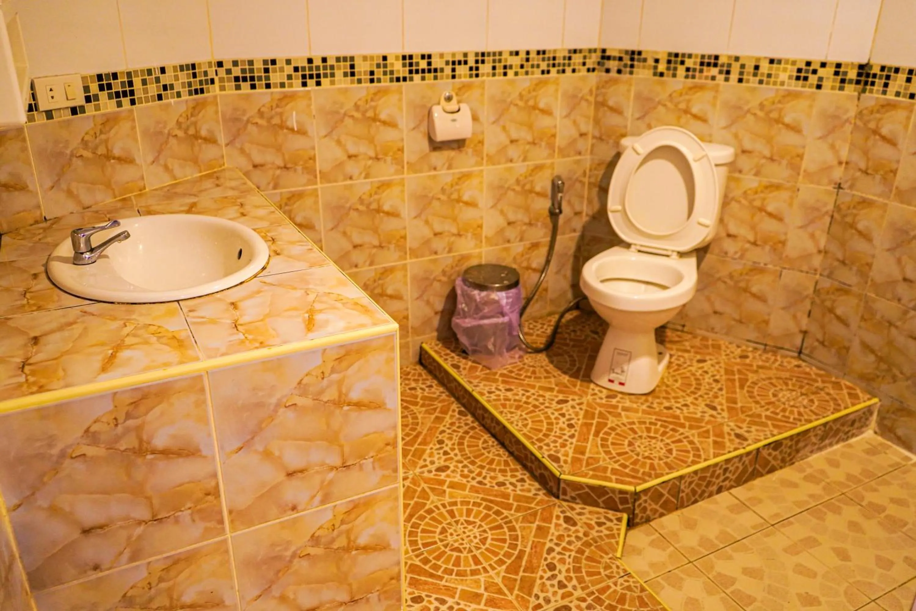 Toilet in Marine paradise Encore