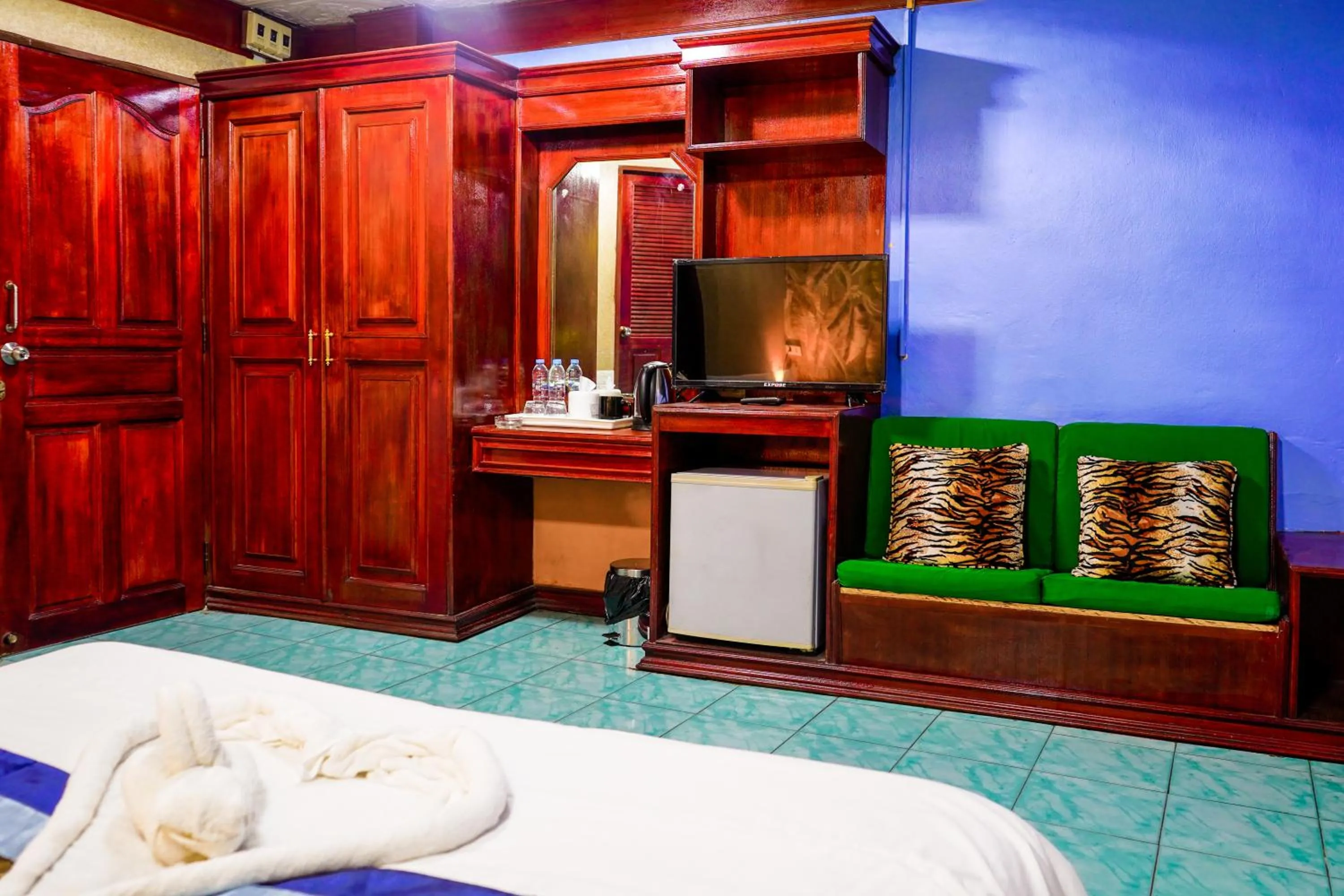 Photo of the whole room, Bed in Marine paradise Encore