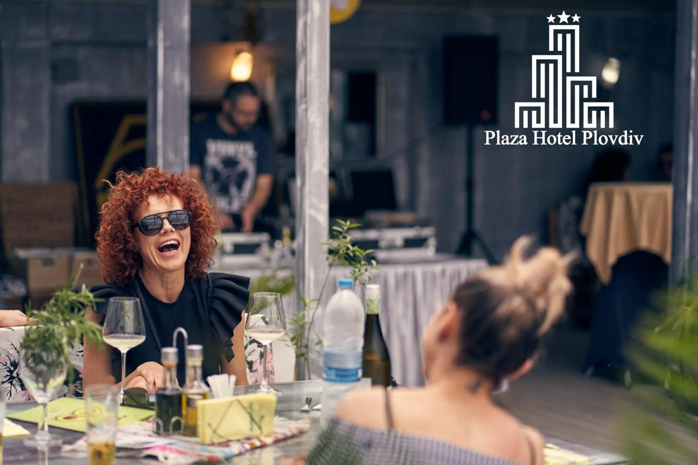 group of guests in Plaza Hotel Plovdiv - Free Parking