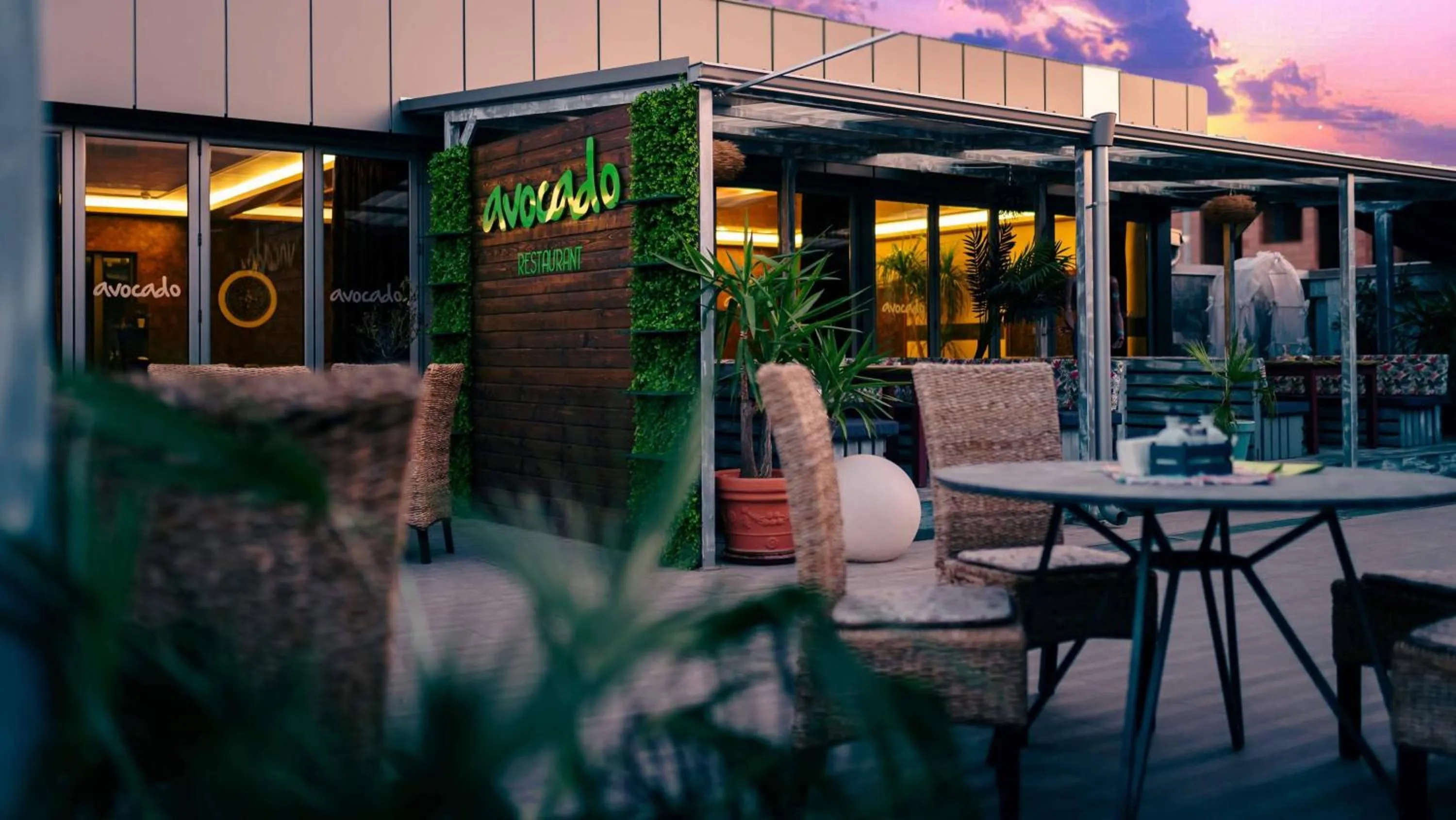 Restaurant/places to eat in Plaza Hotel Plovdiv - Free Parking