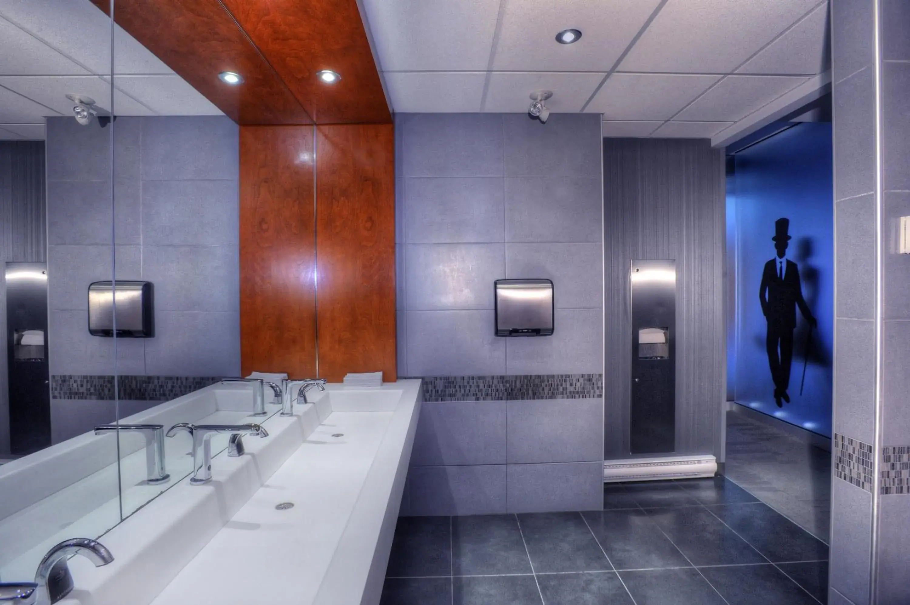 Bathroom in Hotel Forestel Bathroom in Hotel Forestel