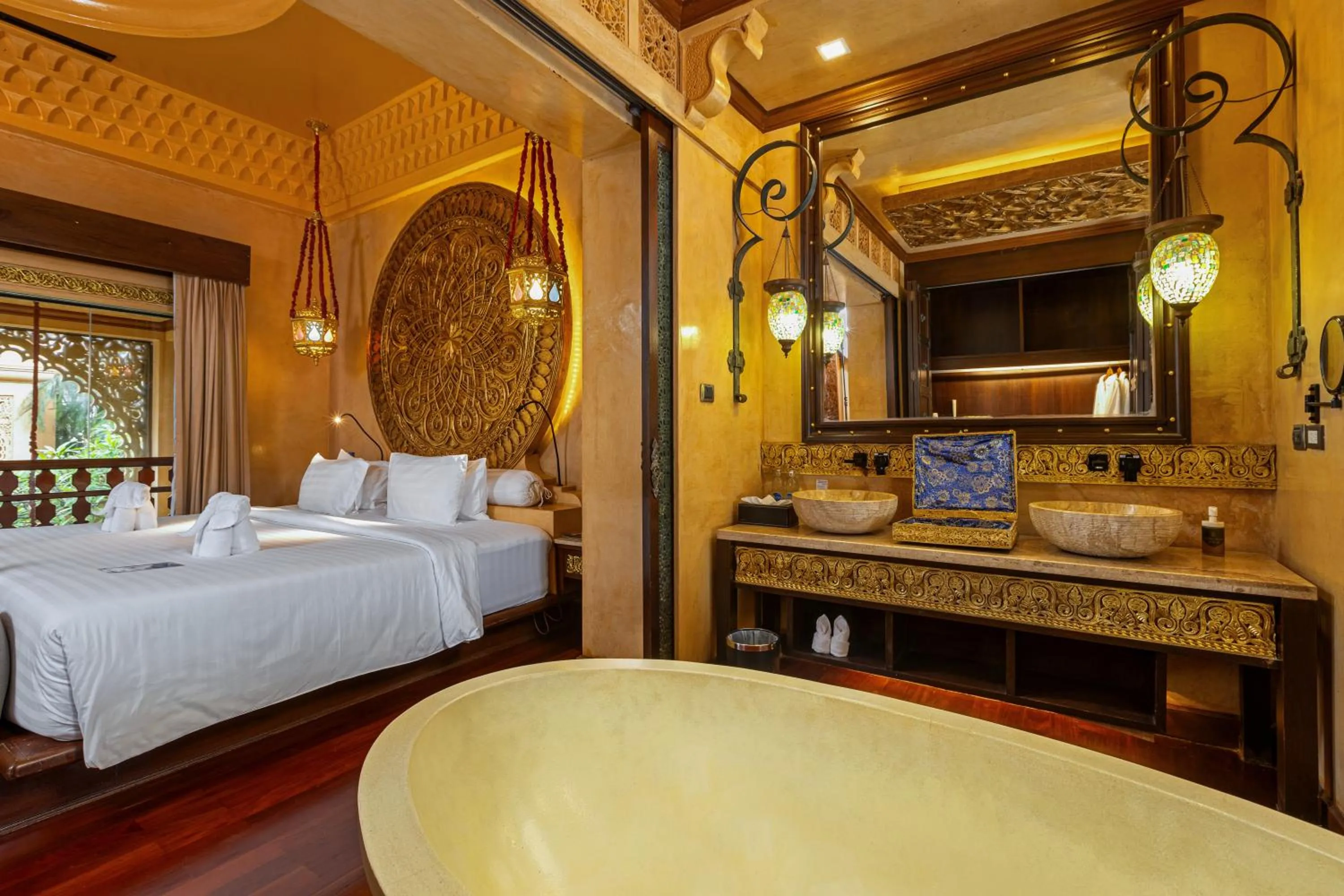 Toilet, Bed in Sawasdee Village