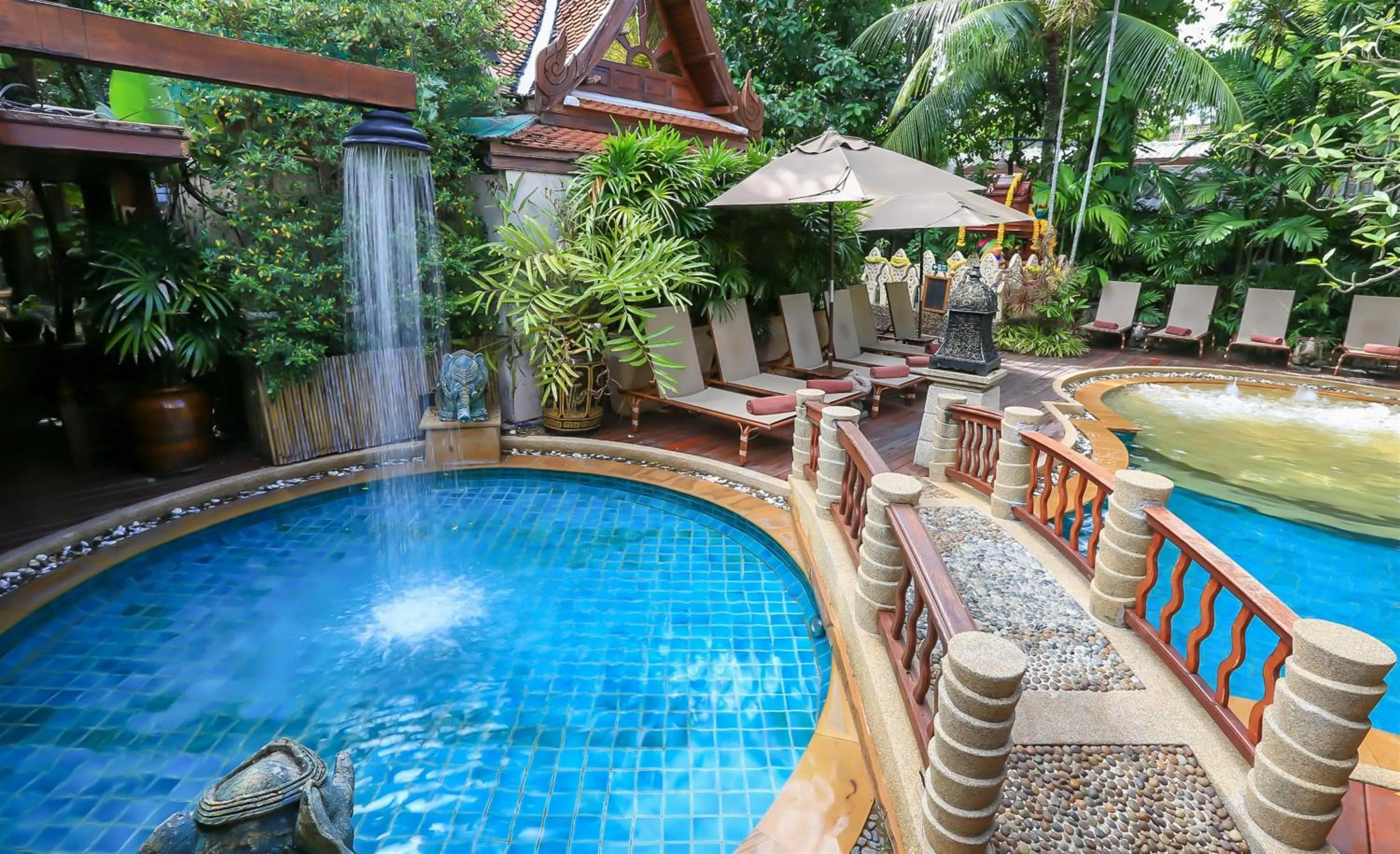 Swimming pool in Sawasdee Village