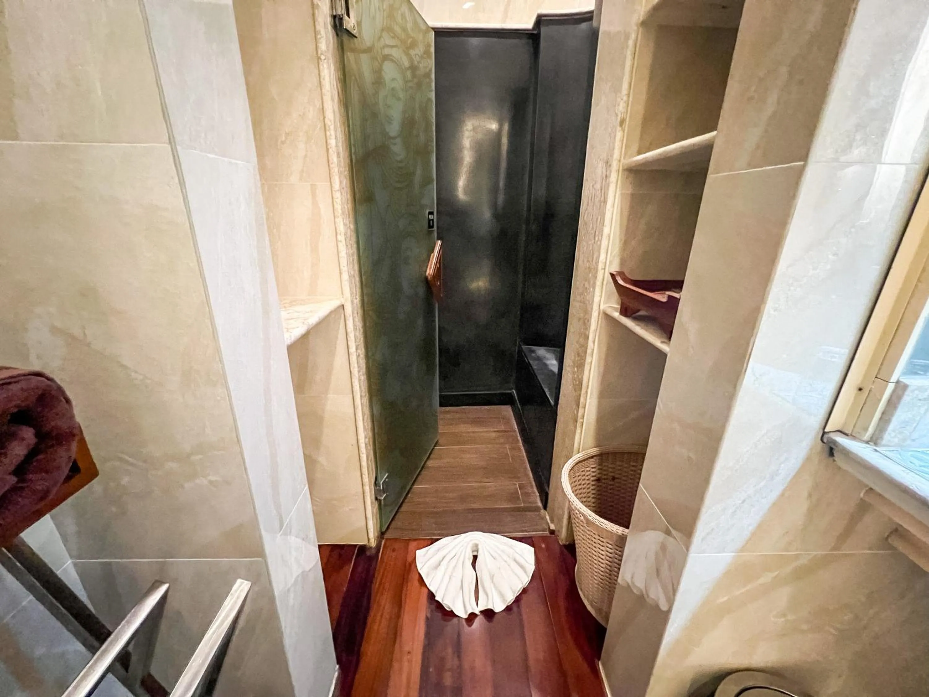 Shower in Sawasdee Village