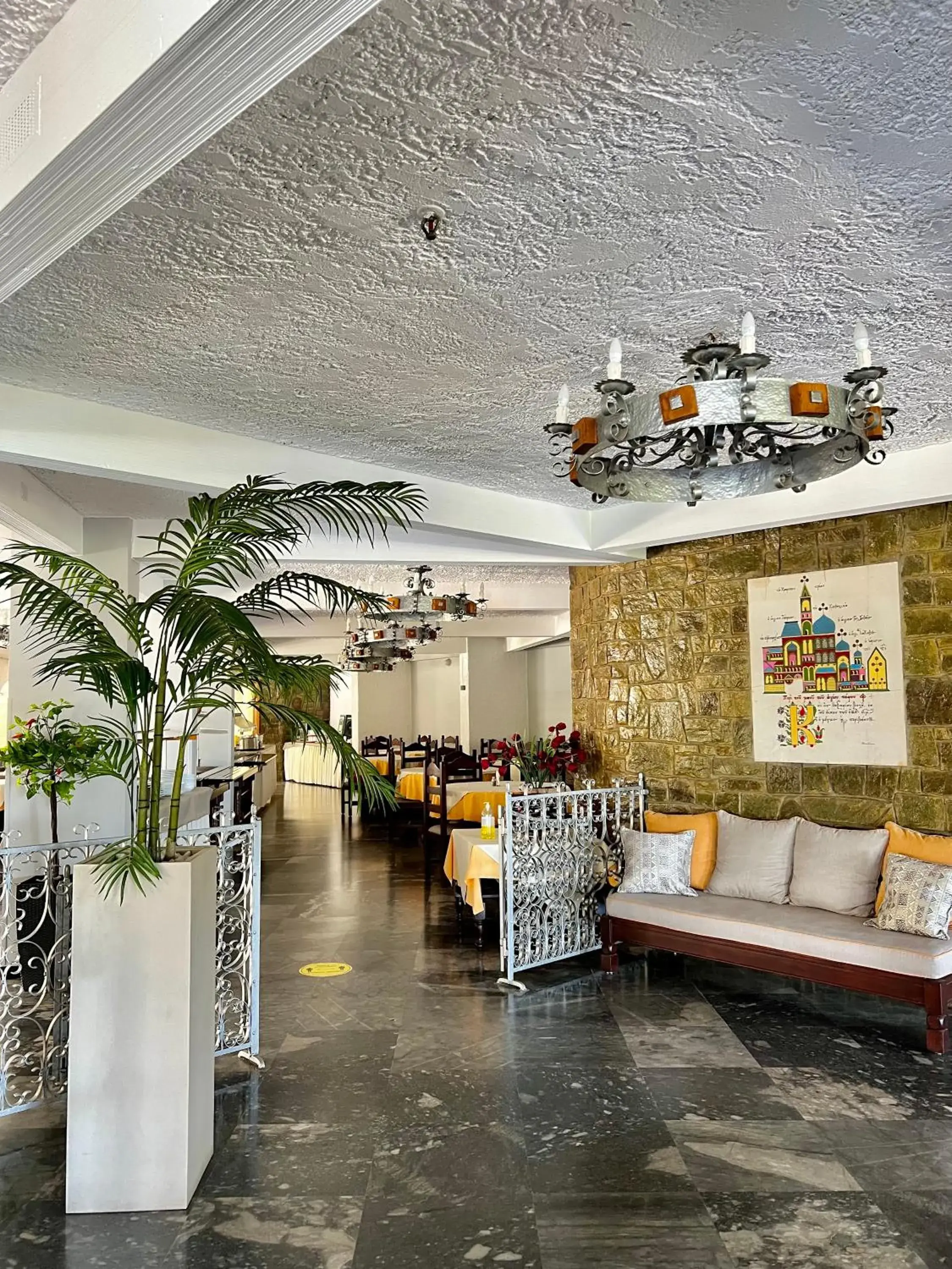 Restaurant/places to eat in Karteros Hotel Restaurant/places to eat in Karteros Hotel