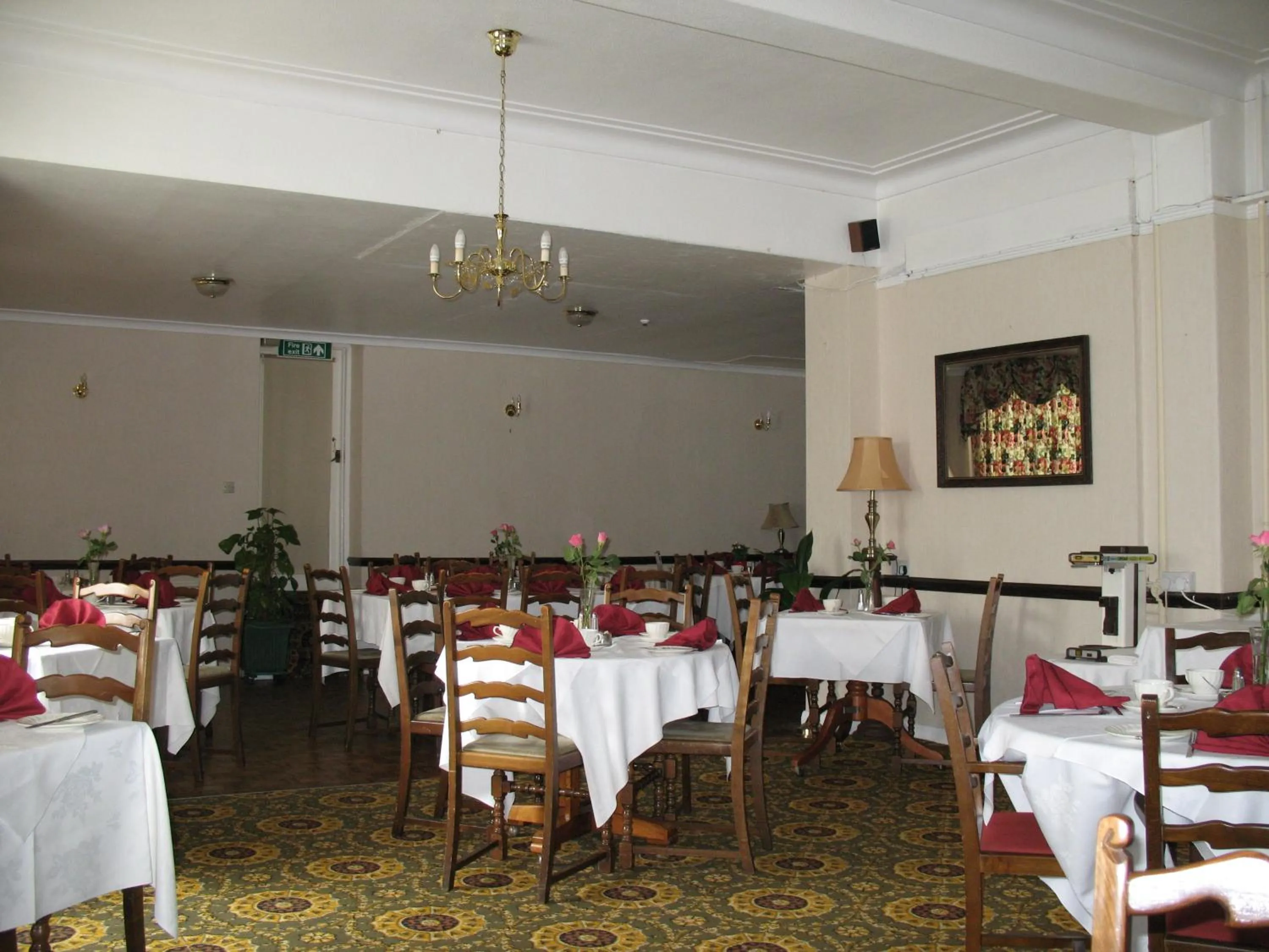 Restaurant/places to eat in Michaelson House Hotel