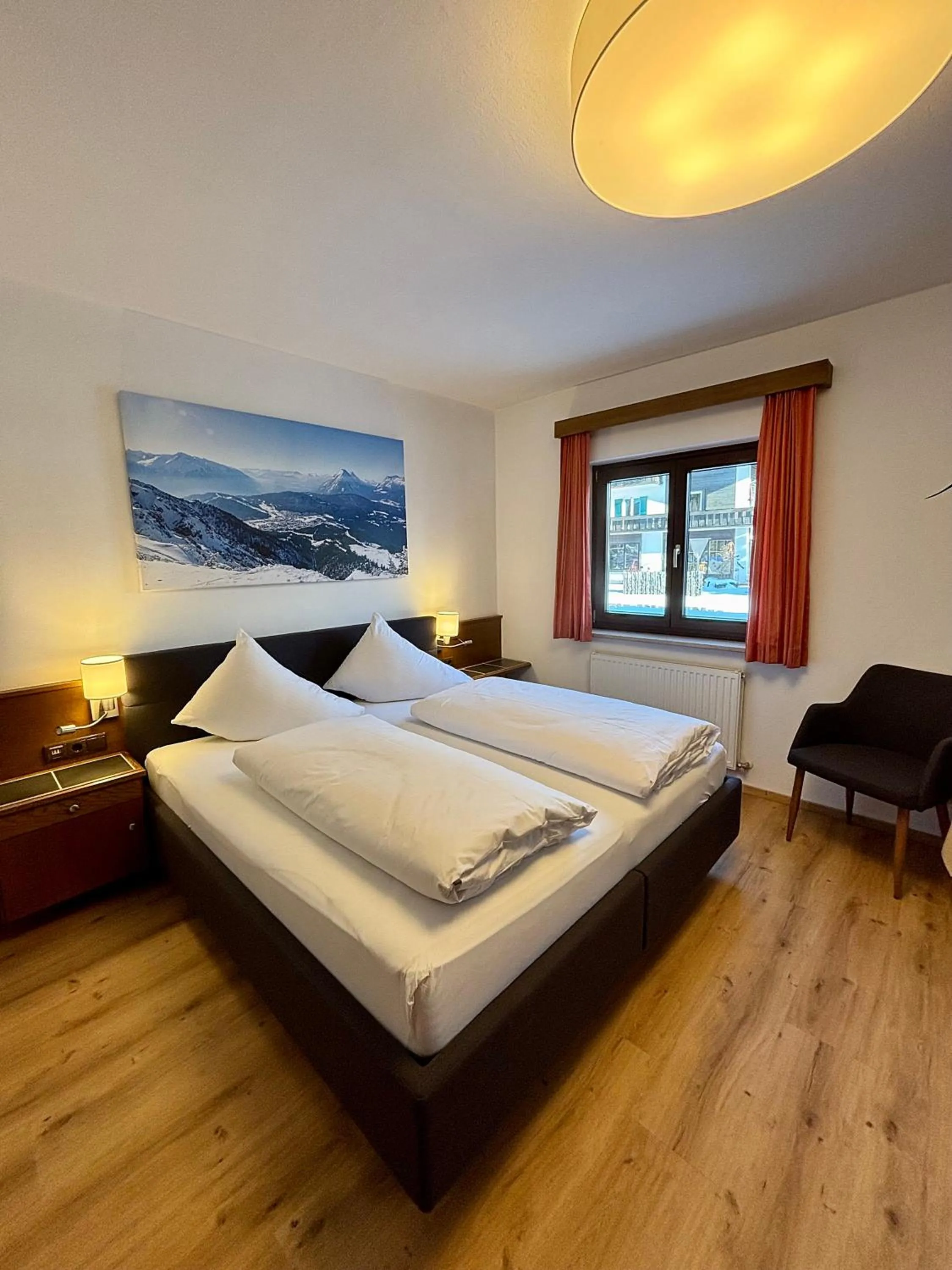 Photo of the whole room, Bed in Hotel Egerthof B&B