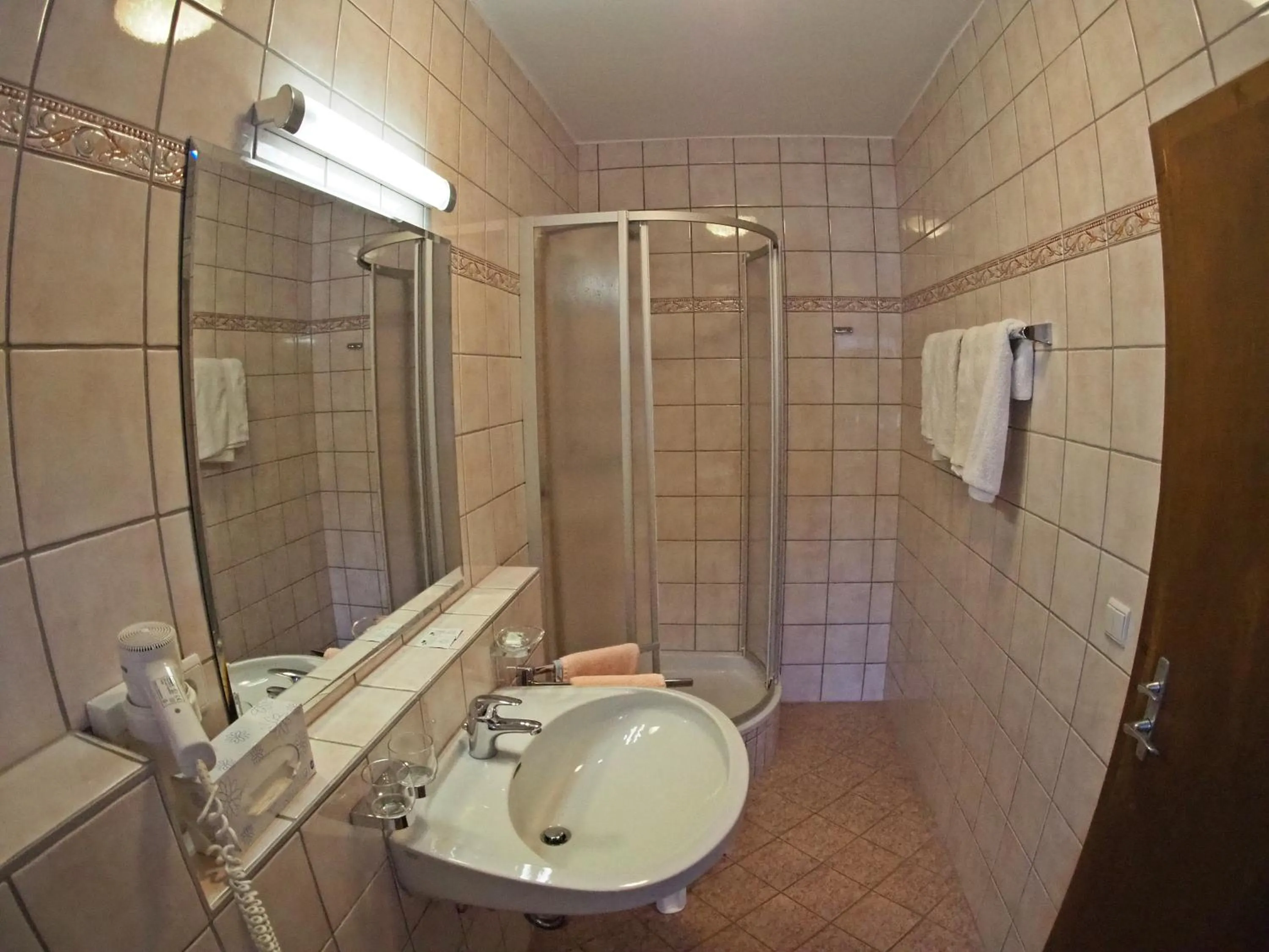 Bathroom in Hotel Egerthof