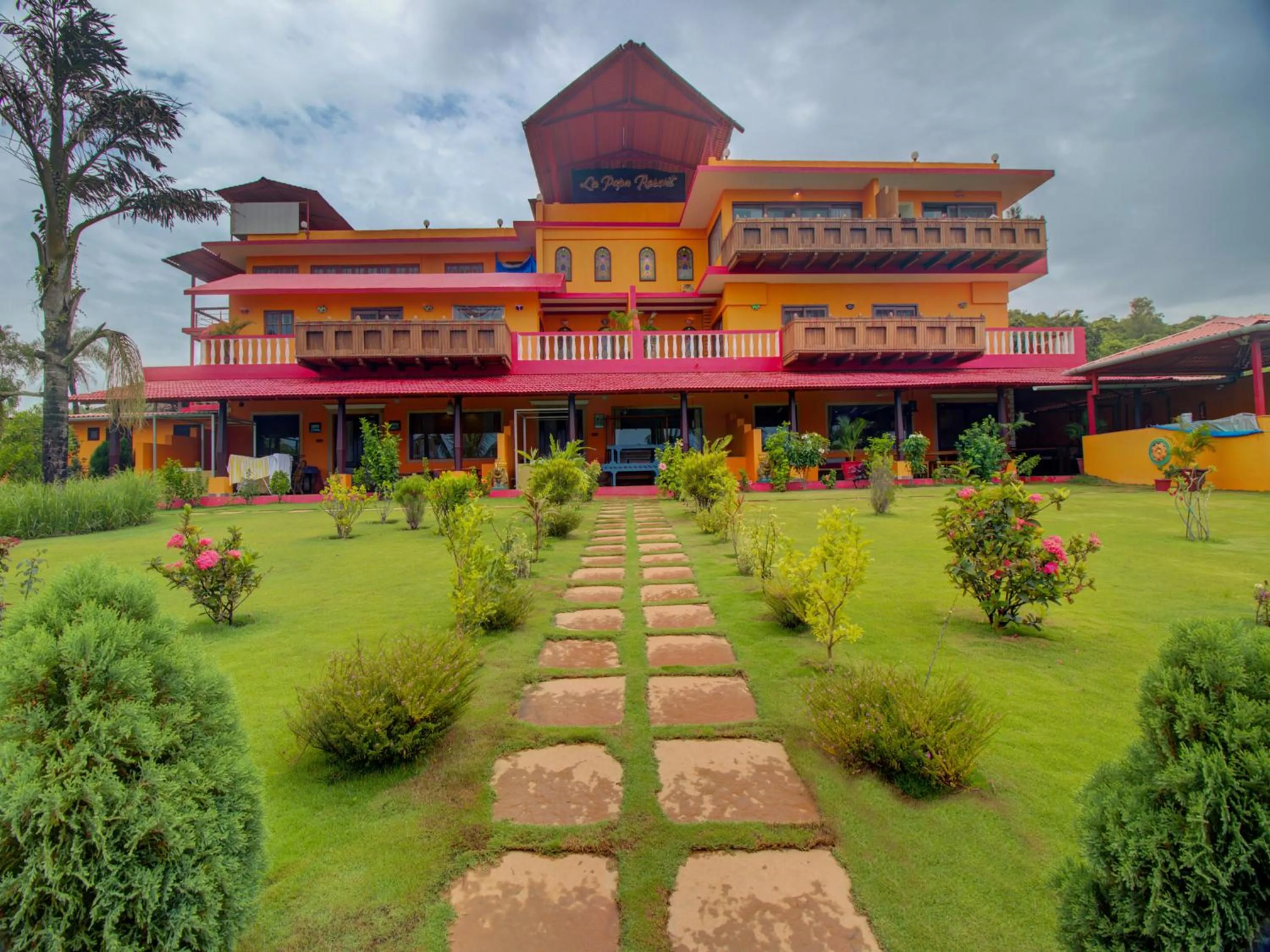 La Papa Resort