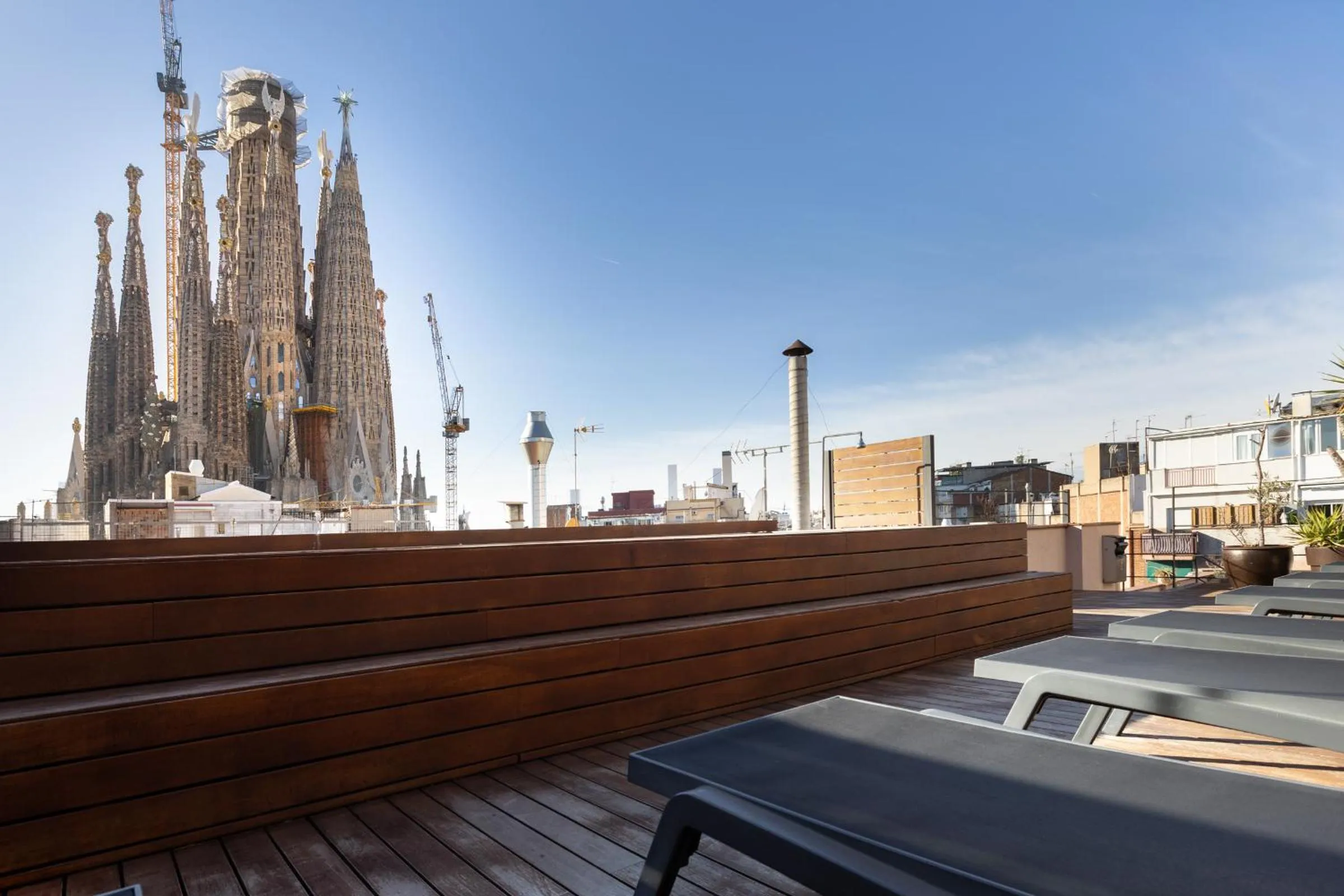 Day in Enjoybcn Gaudi Apartments