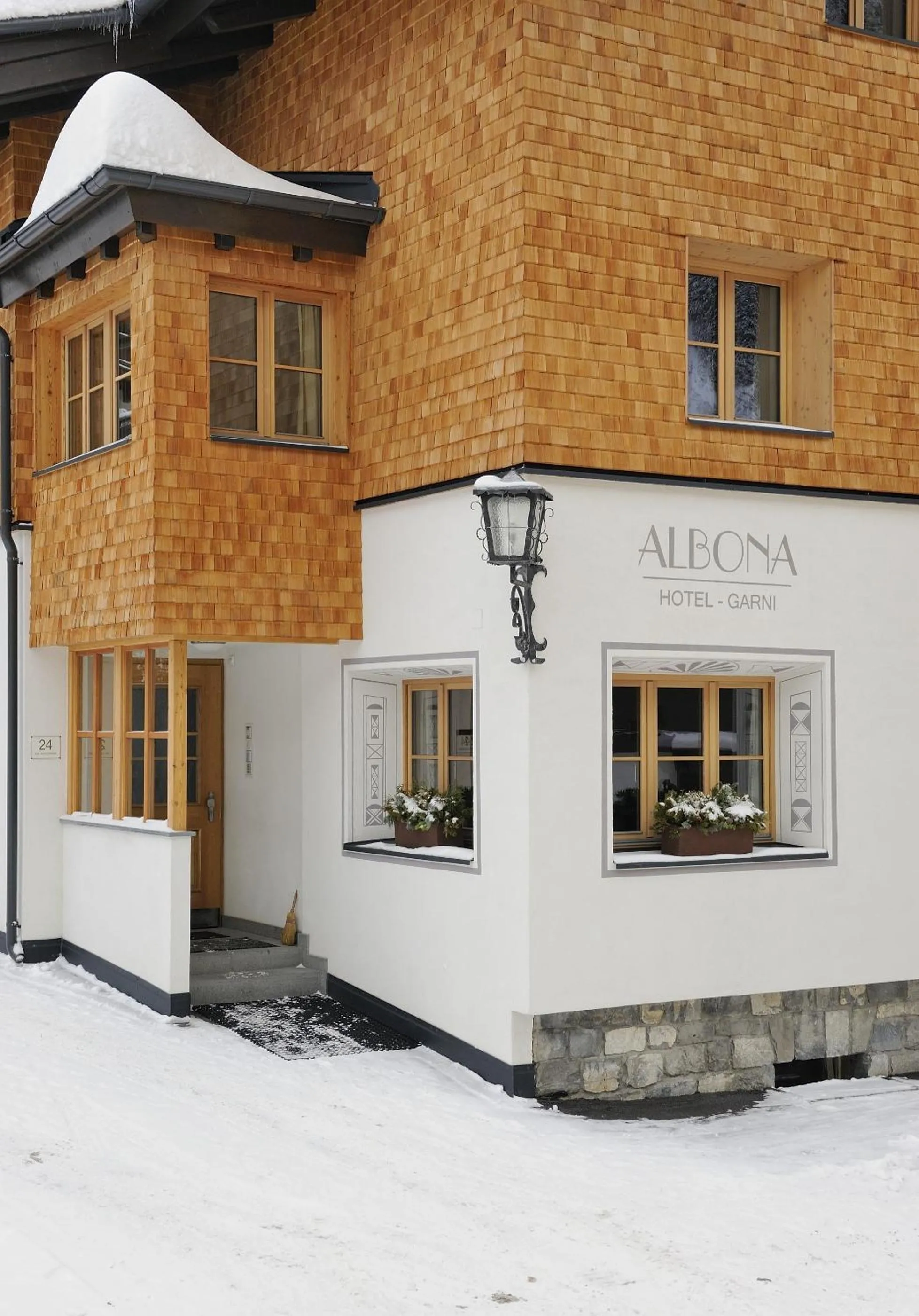 Facade/entrance in Hotel Garni Albona