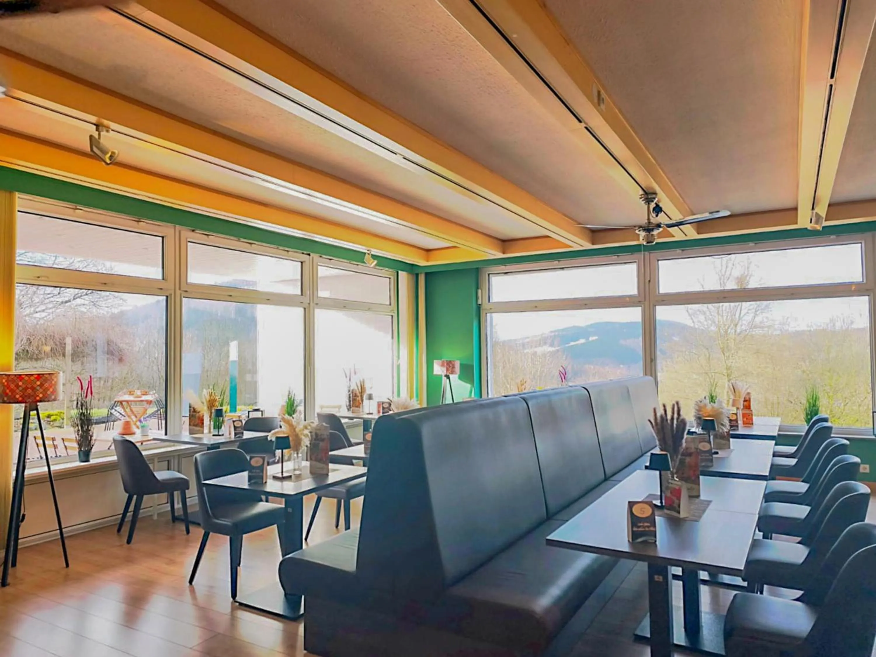 Lounge or bar in Panorama Hotel Winterberg