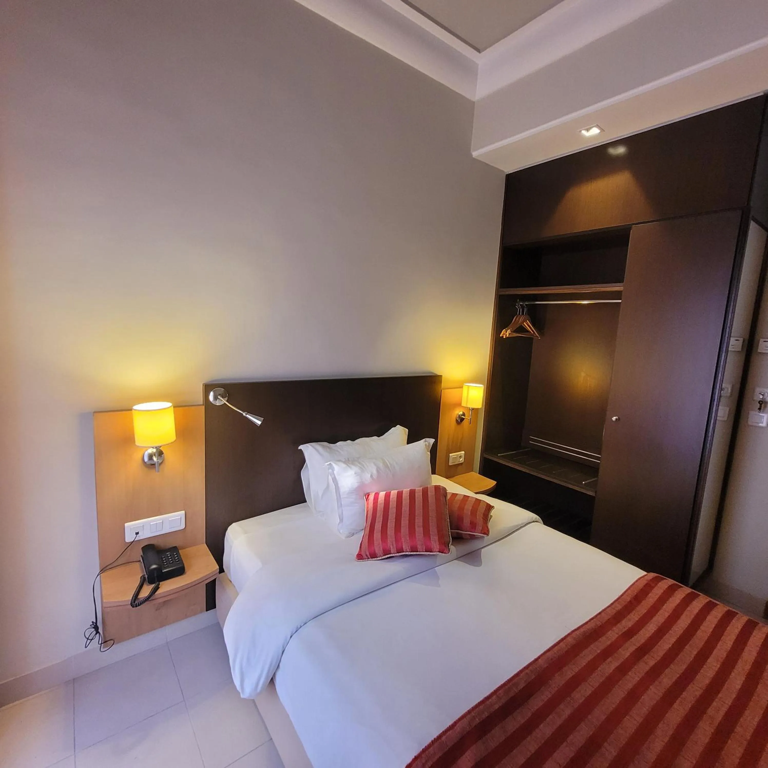 Bedroom, Bed in Hotel Tiba