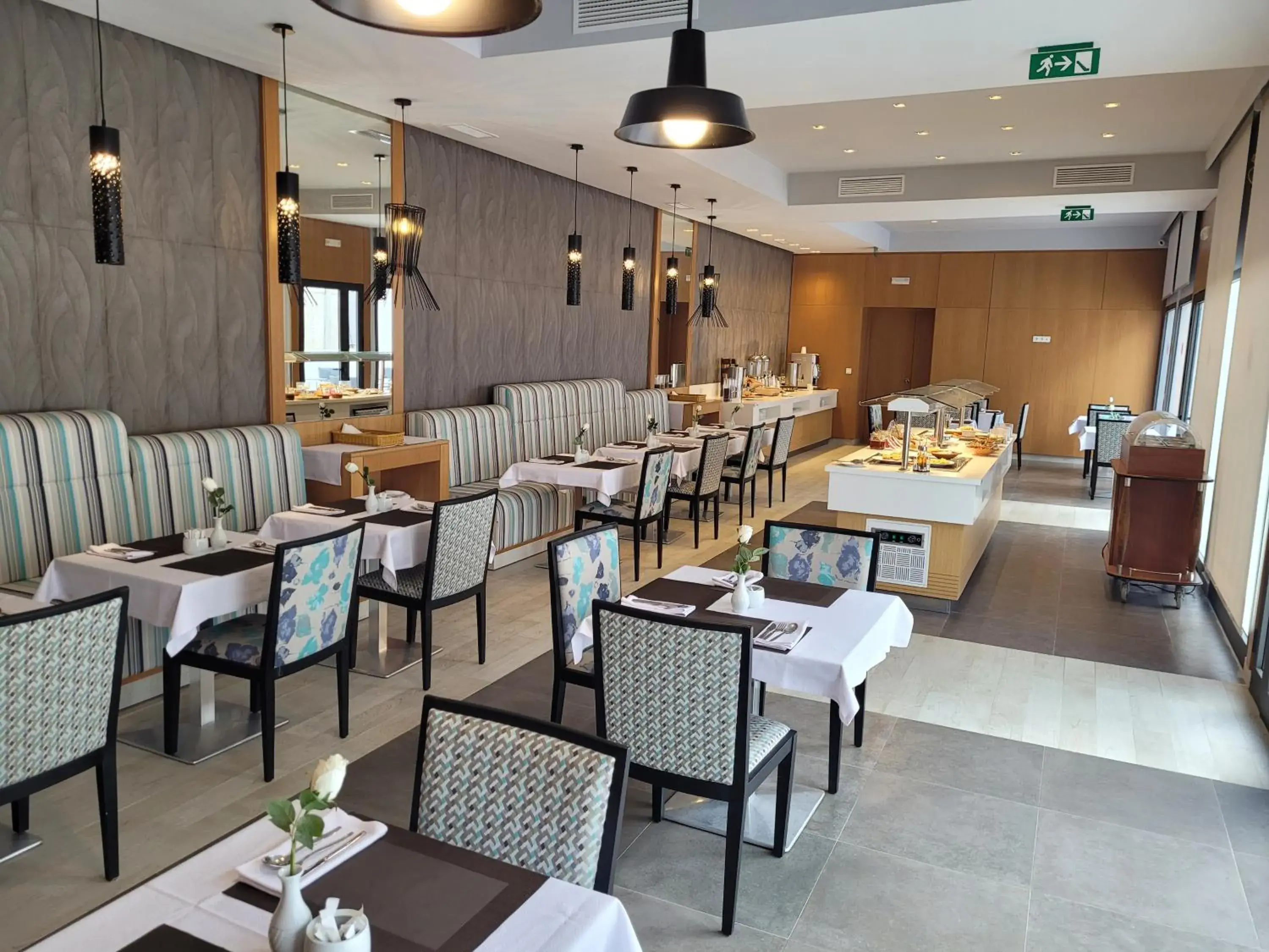 Breakfast in Hotel Tiba Breakfast in Hotel Tiba