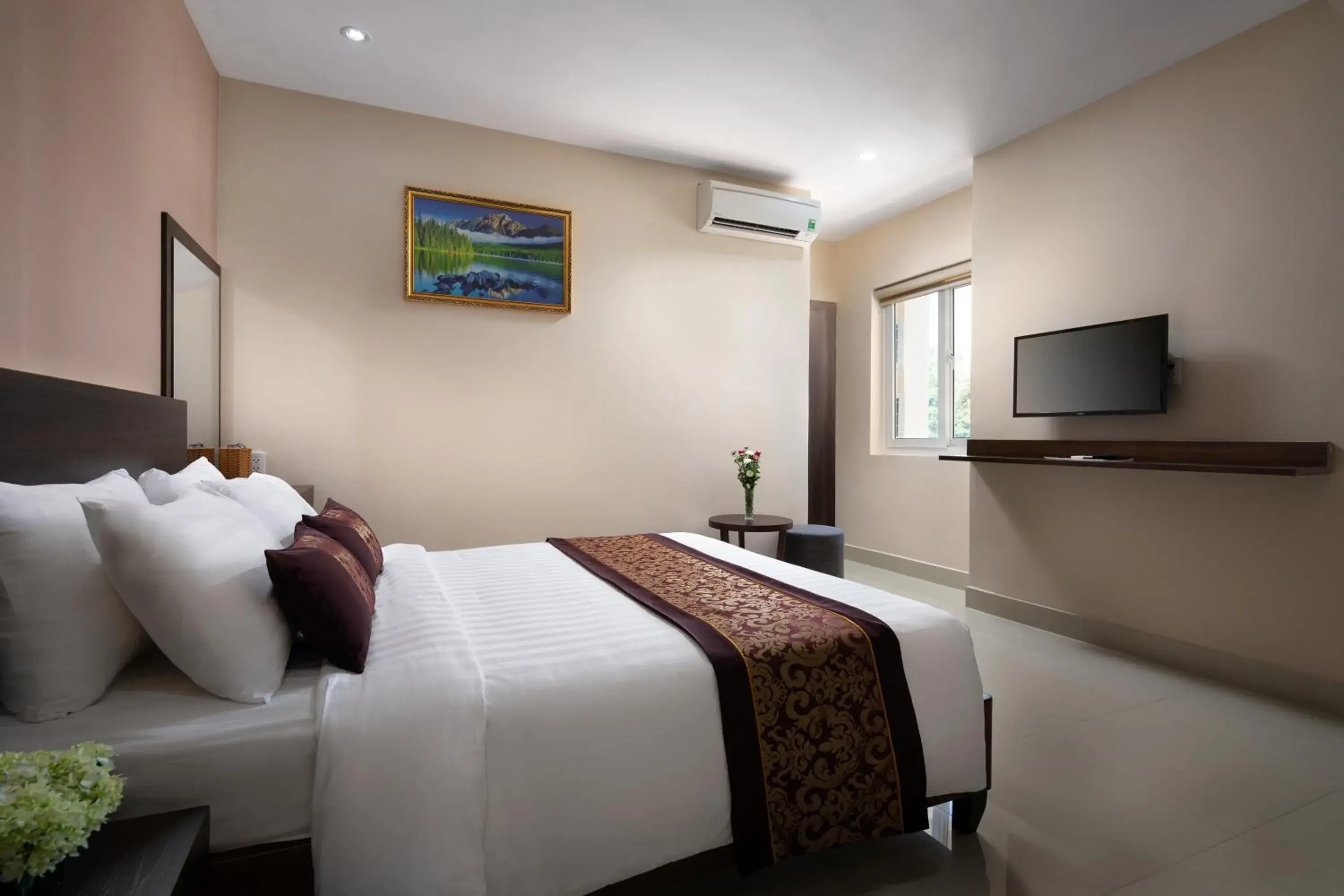 Deluxe Double Room in Nolis Hotel Deluxe Double Room in Nolis Hotel