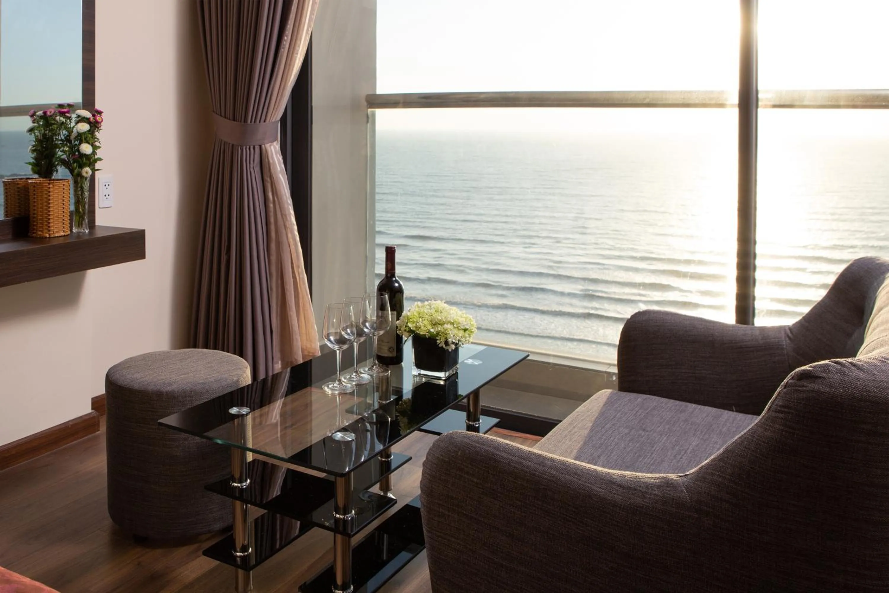 Seating area in Nolis Hotel