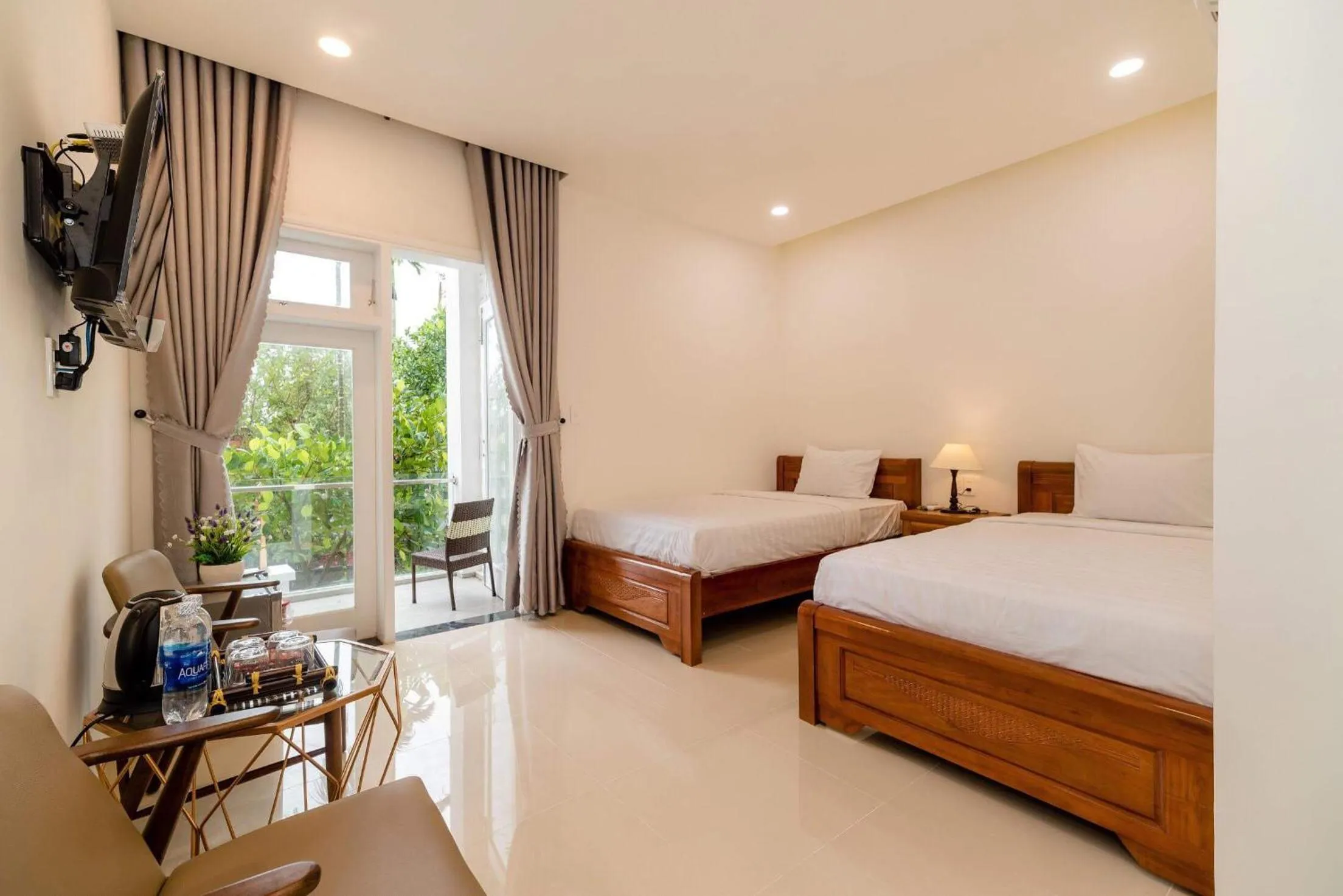 Bed in Chi Thanh Villa