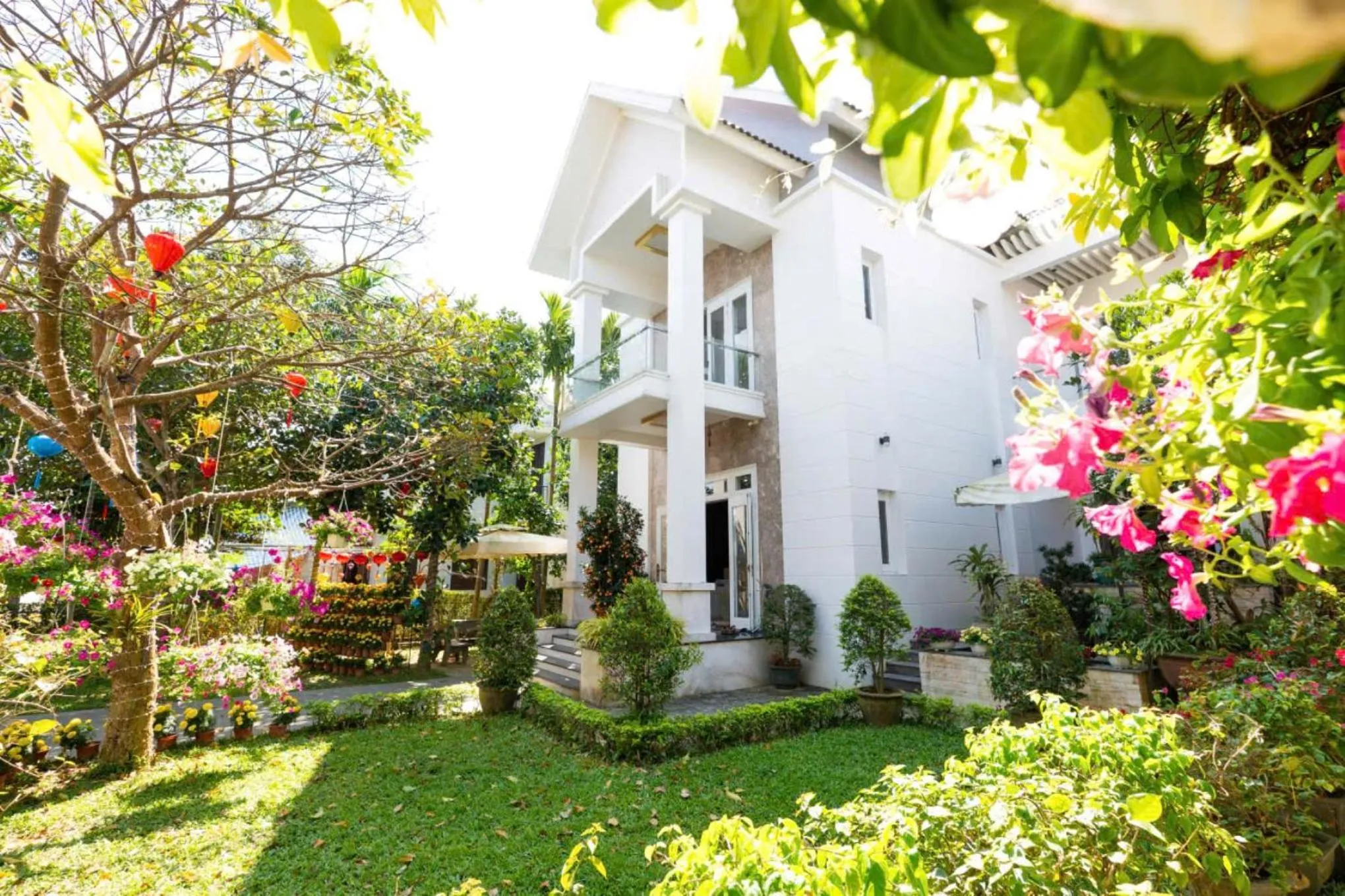 Property building in Chi Thanh Villa