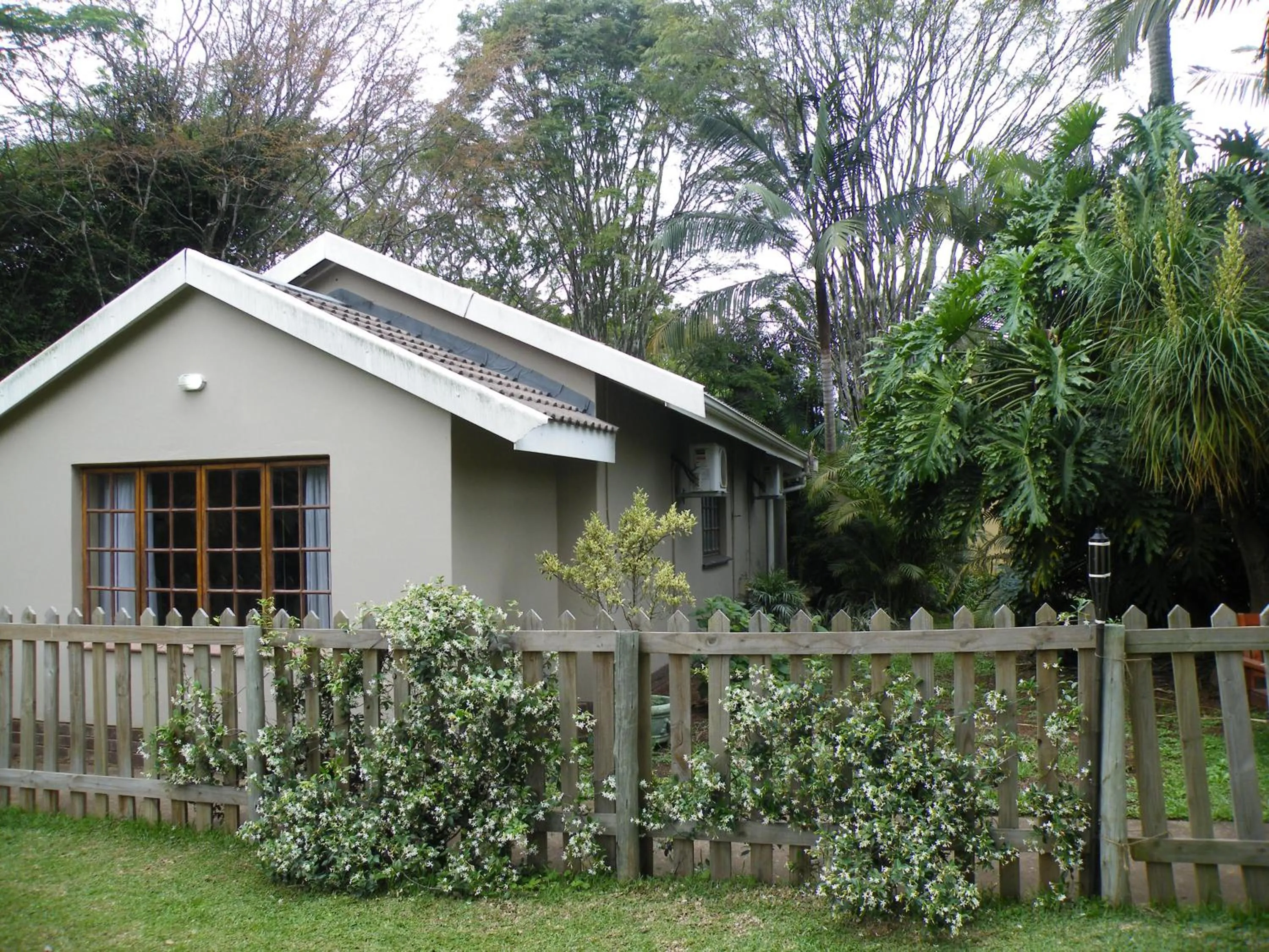 Brackens Guest House