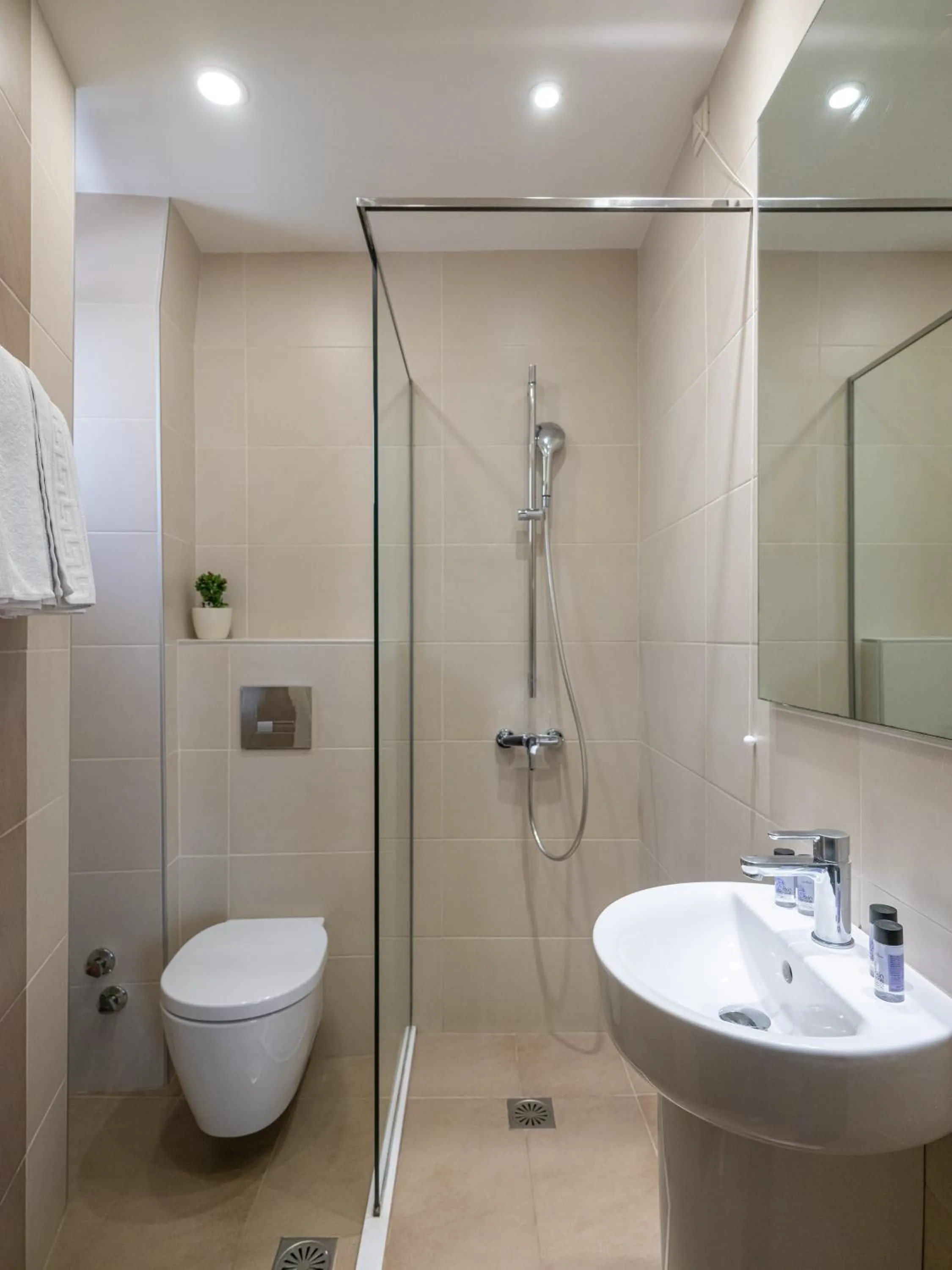 Bathroom in Athinaiko Hotel